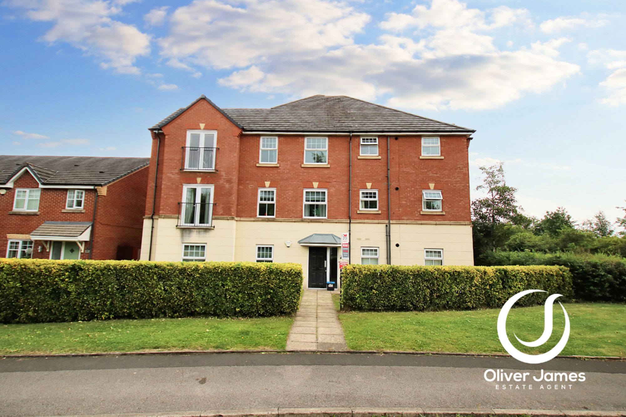 2 bed ground floor flat for sale in Flat 5, 249 Roseway Avenue, M44