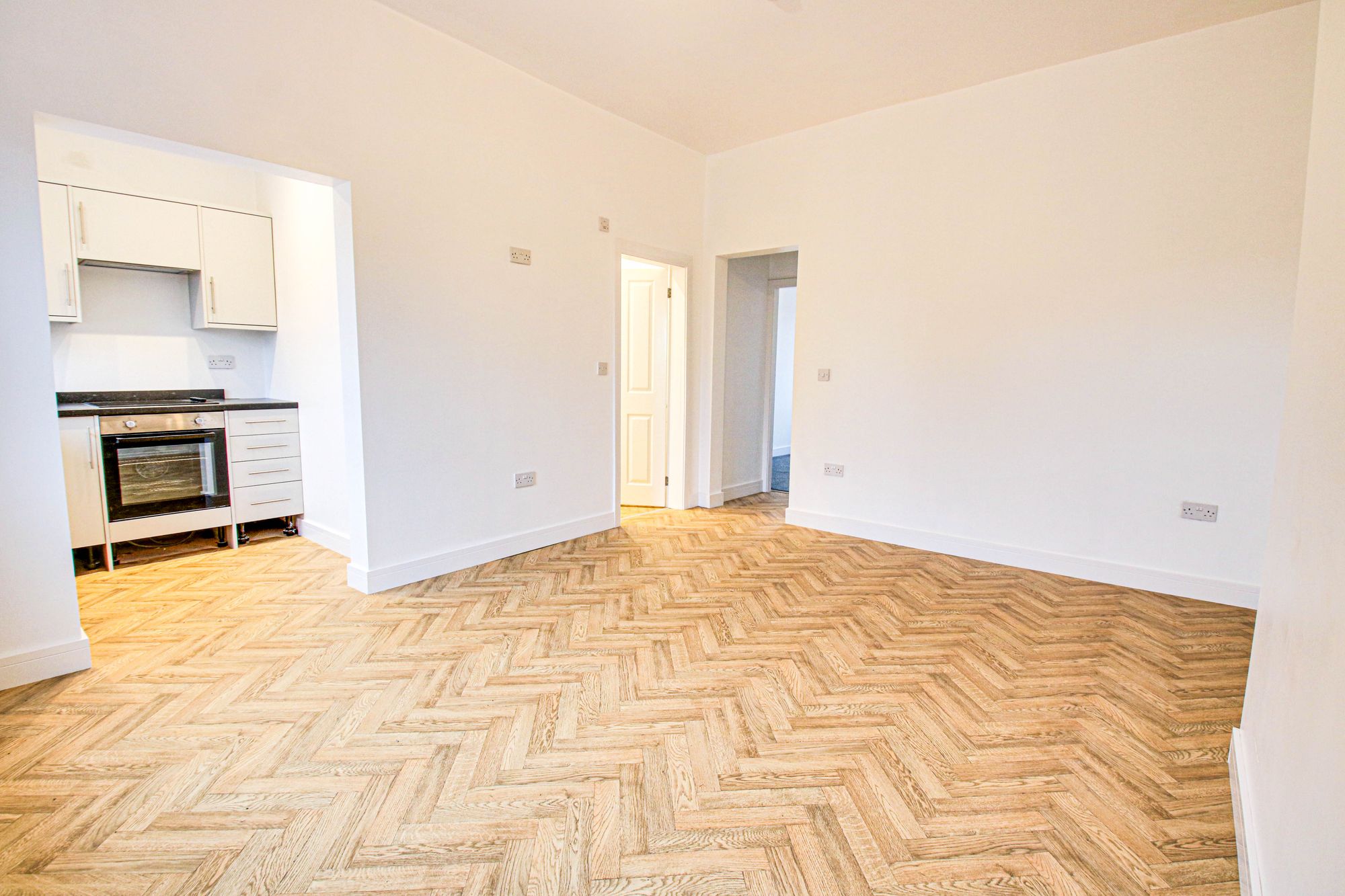2 bed flat to rent in 176c Liverpool Road, Cadishead, Manchester, M44 5DD  - Property Image 3
