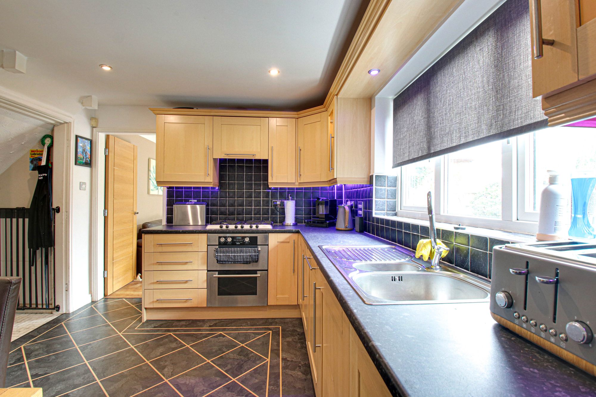 4 bed detached house to rent in Sunflower Meadow, Irlam, M44  - Property Image 4