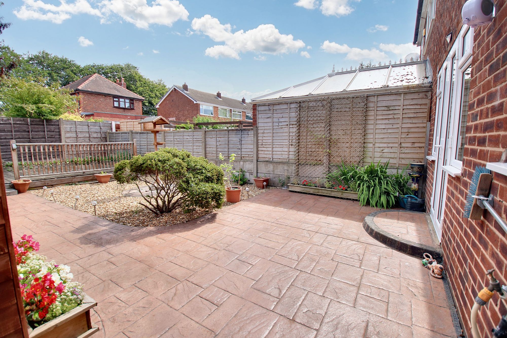 3 bed semi-detached house for sale in Ferndown Drive, Irlam, M44  - Property Image 14