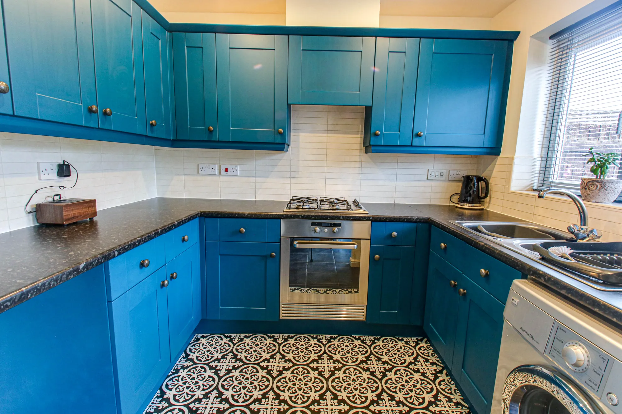 3 bed semi-detached house to rent in Stickens Lock Lane, Irlam, M44  - Property Image 3