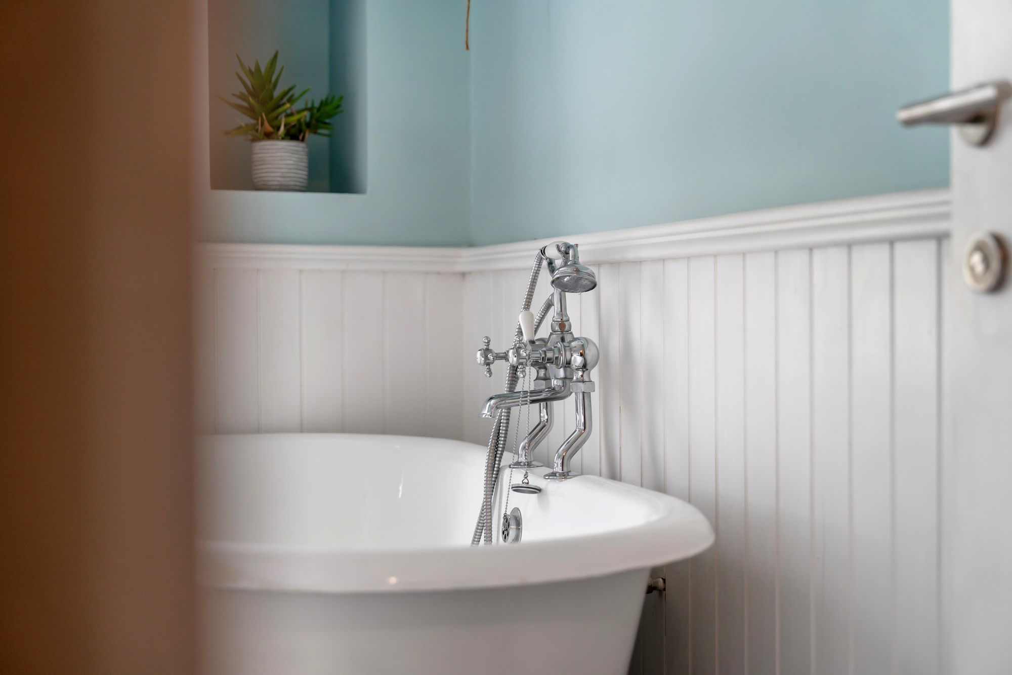 3 bed end of terrace house for sale in Liverpool Road, Cadishead, M44 22