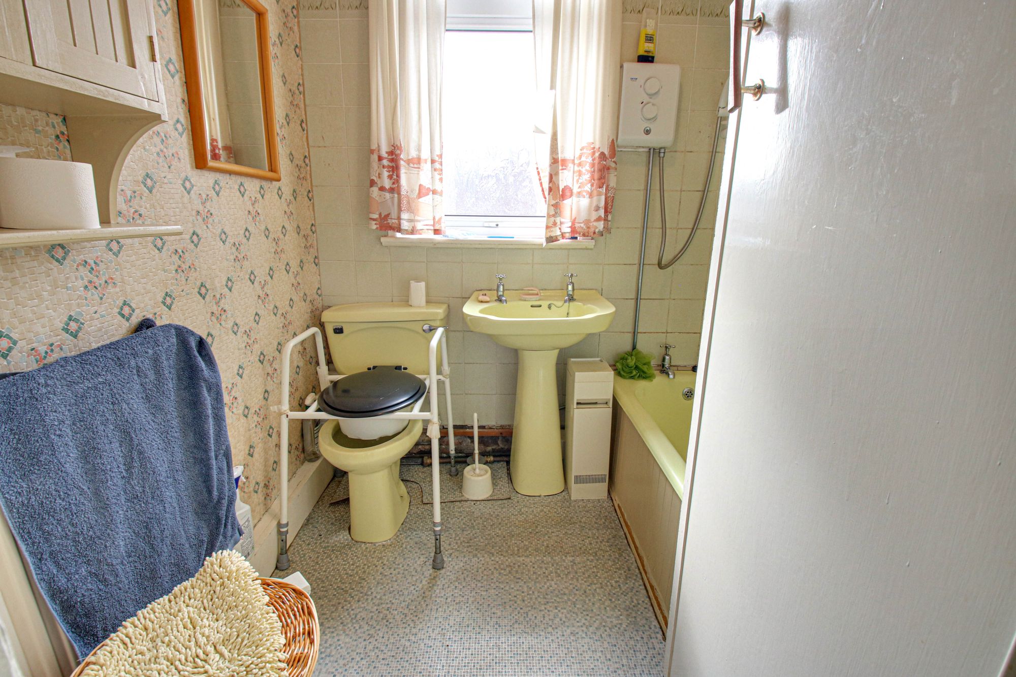 3 bed semi-detached house for sale in Liverpool Road, Irlam, M44  - Property Image 14