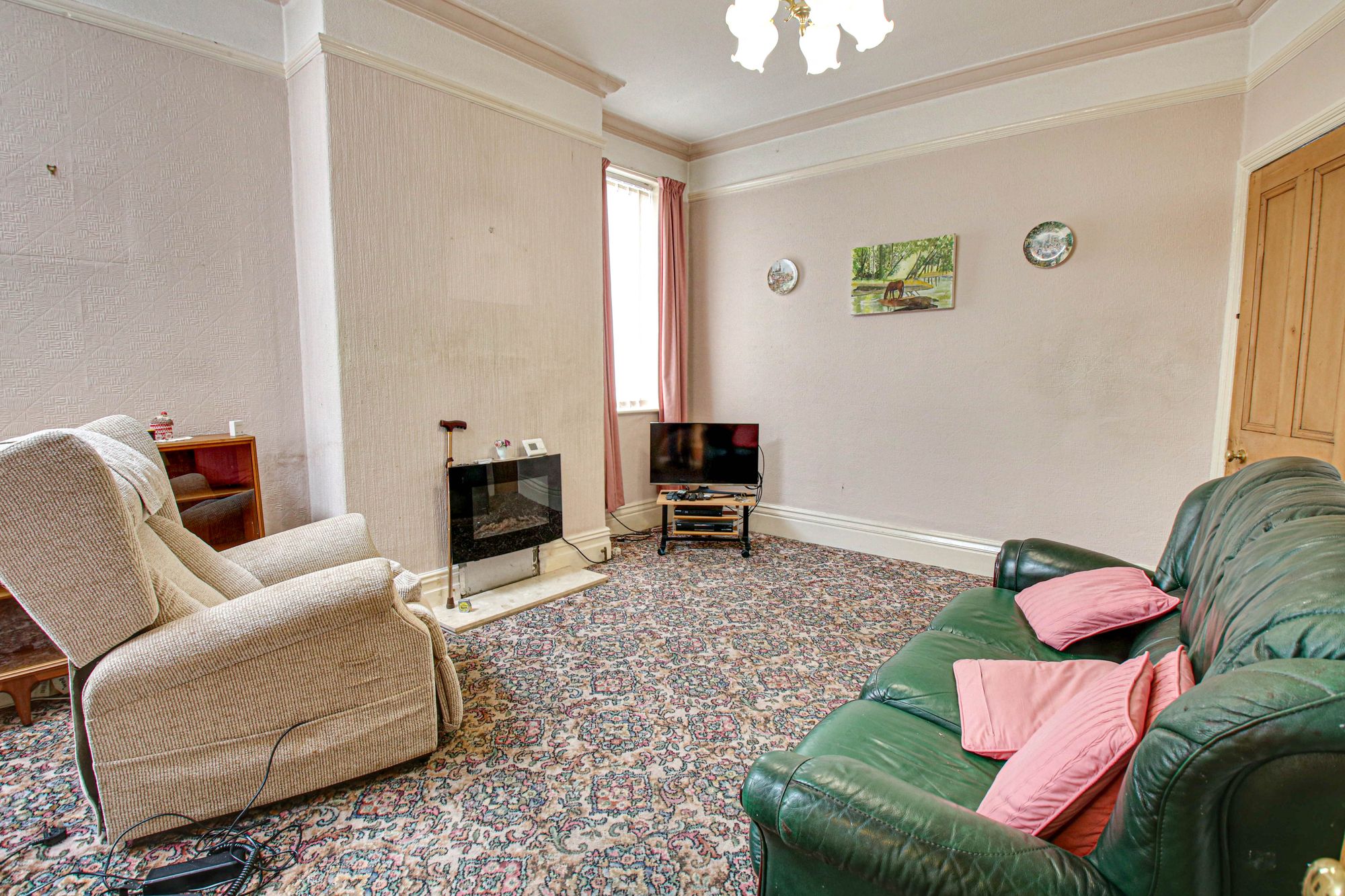 3 bed semi-detached house for sale in Liverpool Road, Irlam, M44  - Property Image 3