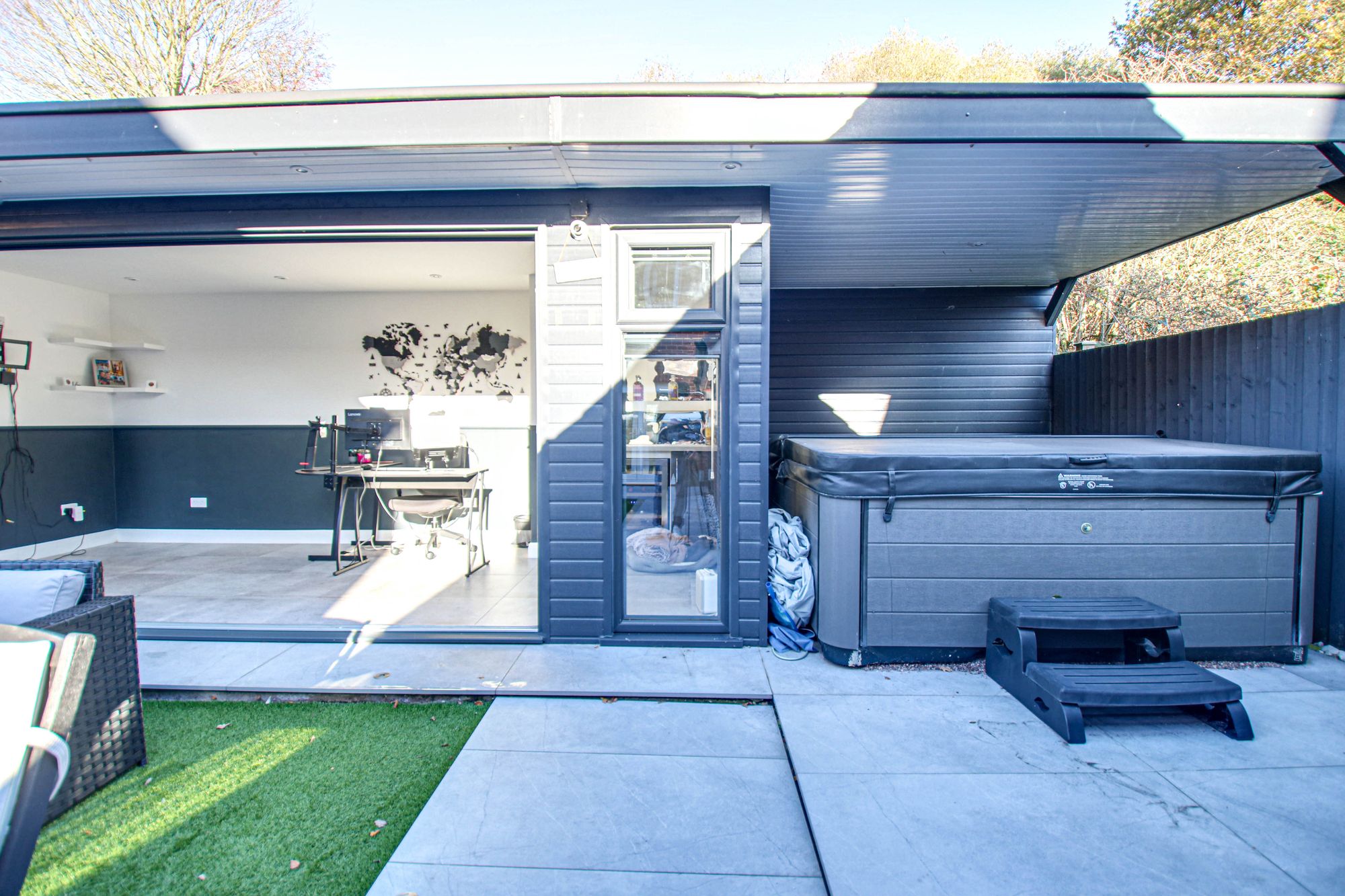 3 bed house for sale in Roseway Avenue, Cadishead, M44 27