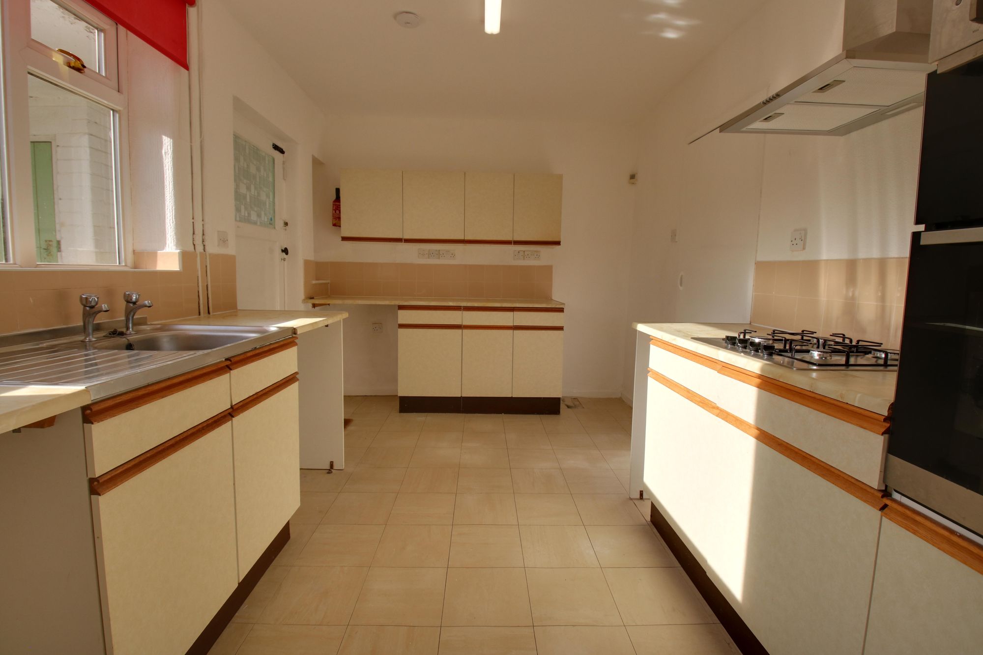 3 bed mid-terraced house to rent in Buckingham Road, Cadishead, M44 2