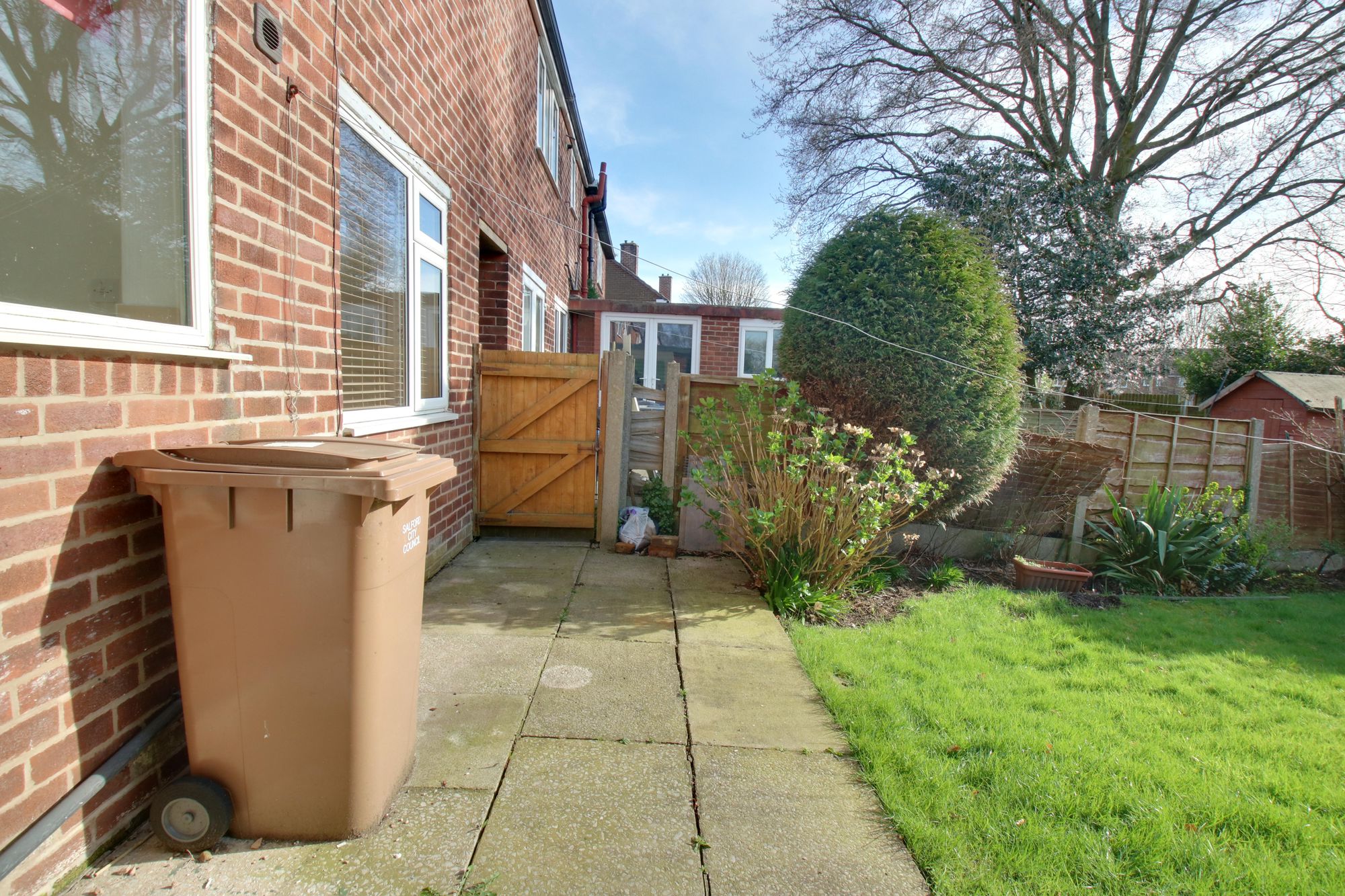 3 bed mid-terraced house to rent in Buckingham Road, Cadishead, M44  - Property Image 14