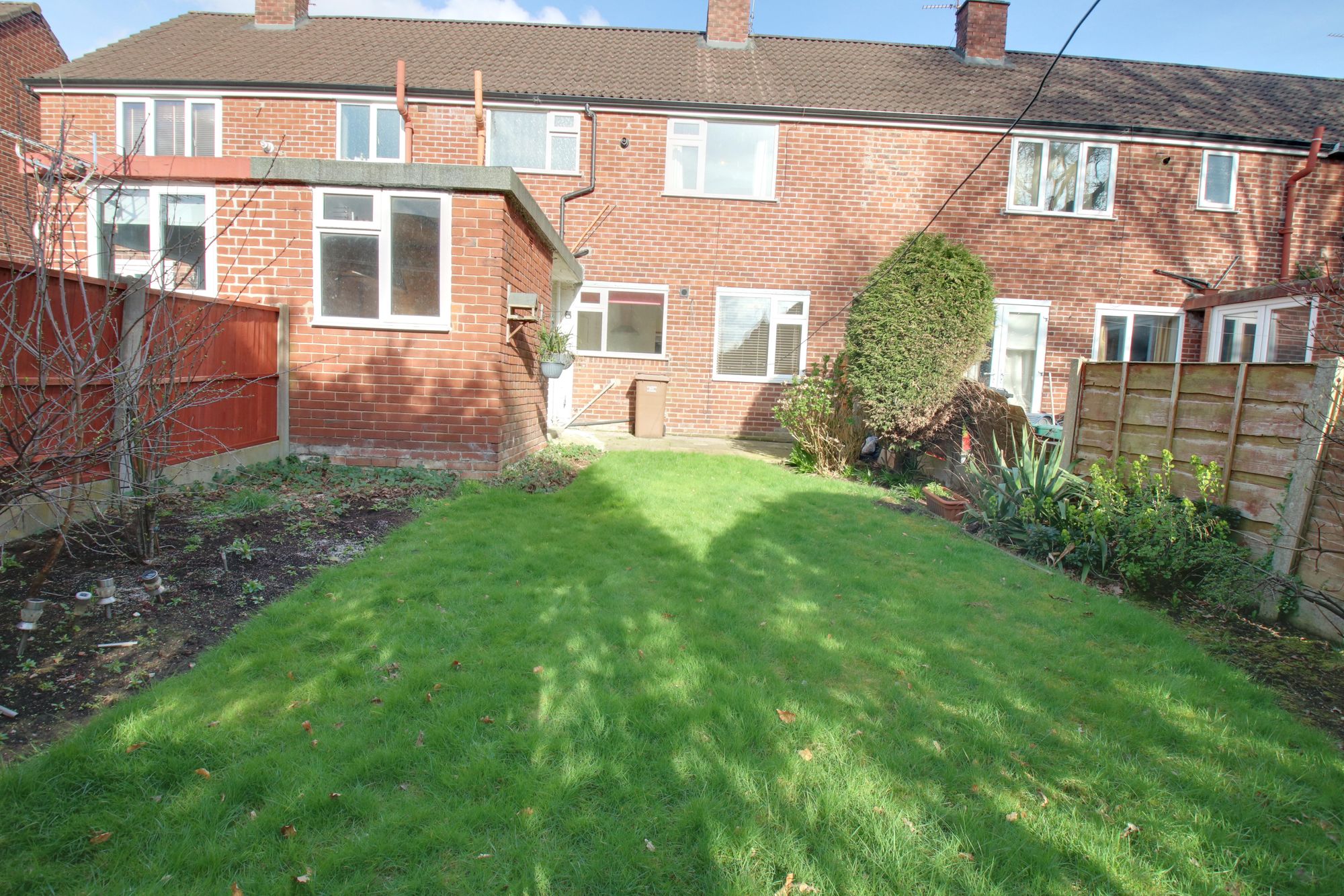 3 bed mid-terraced house to rent in Buckingham Road, Cadishead, M44  - Property Image 13