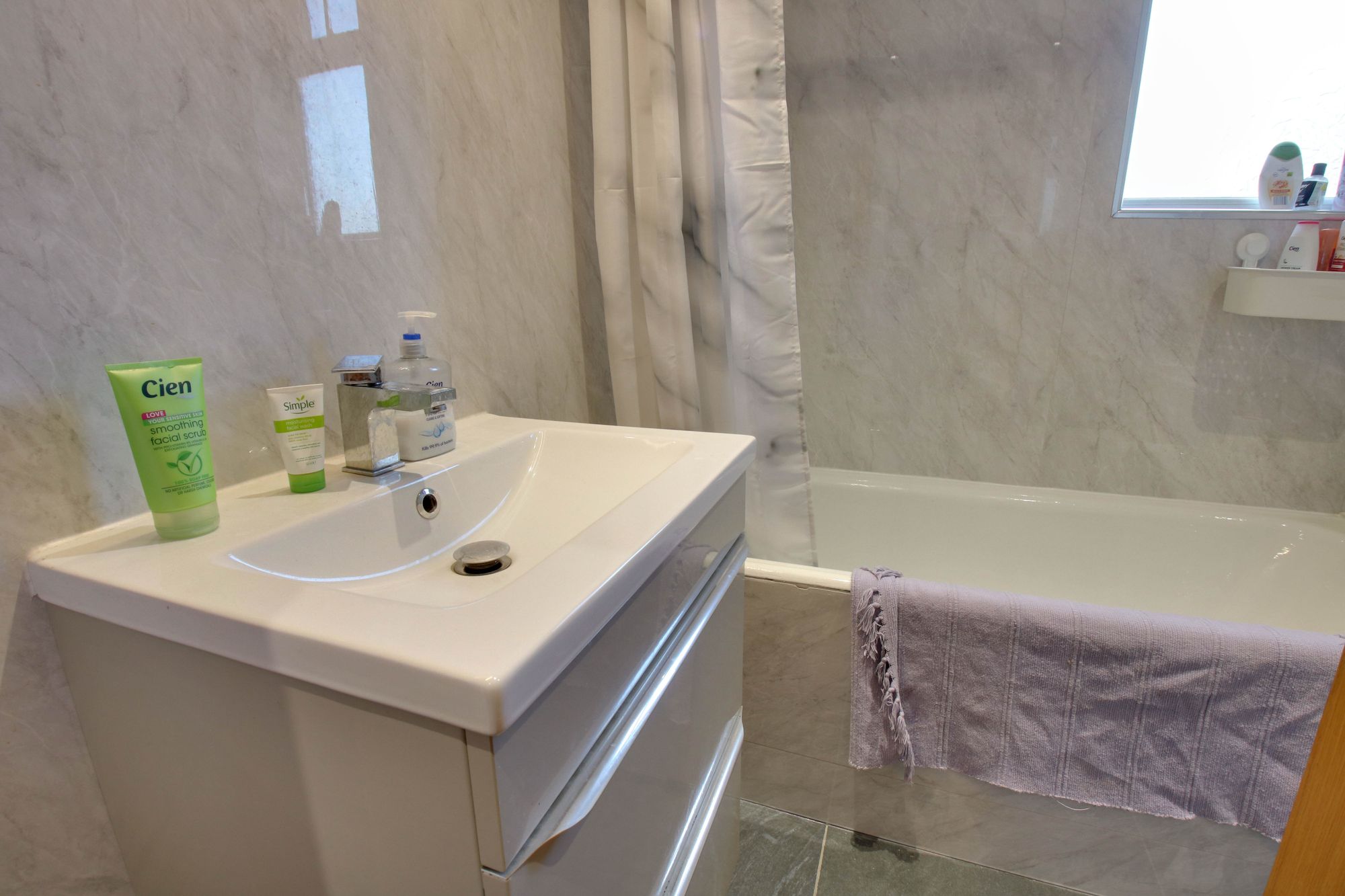 1 bed house share to rent in Liverpool Road, Cadishead, M44 6