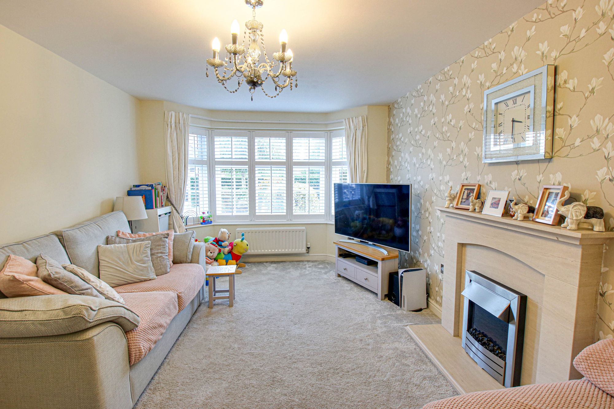 5 bed detached house for sale in Roseway Avenue, Cadishead, M44  - Property Image 3