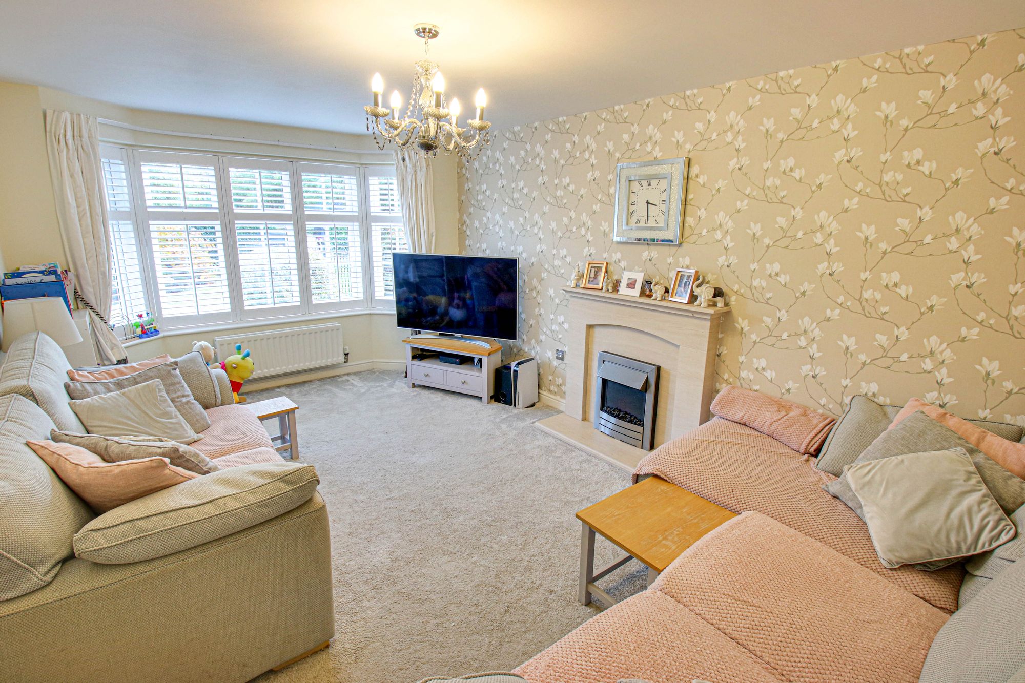 5 bed detached house for sale in Roseway Avenue, Cadishead, M44  - Property Image 2