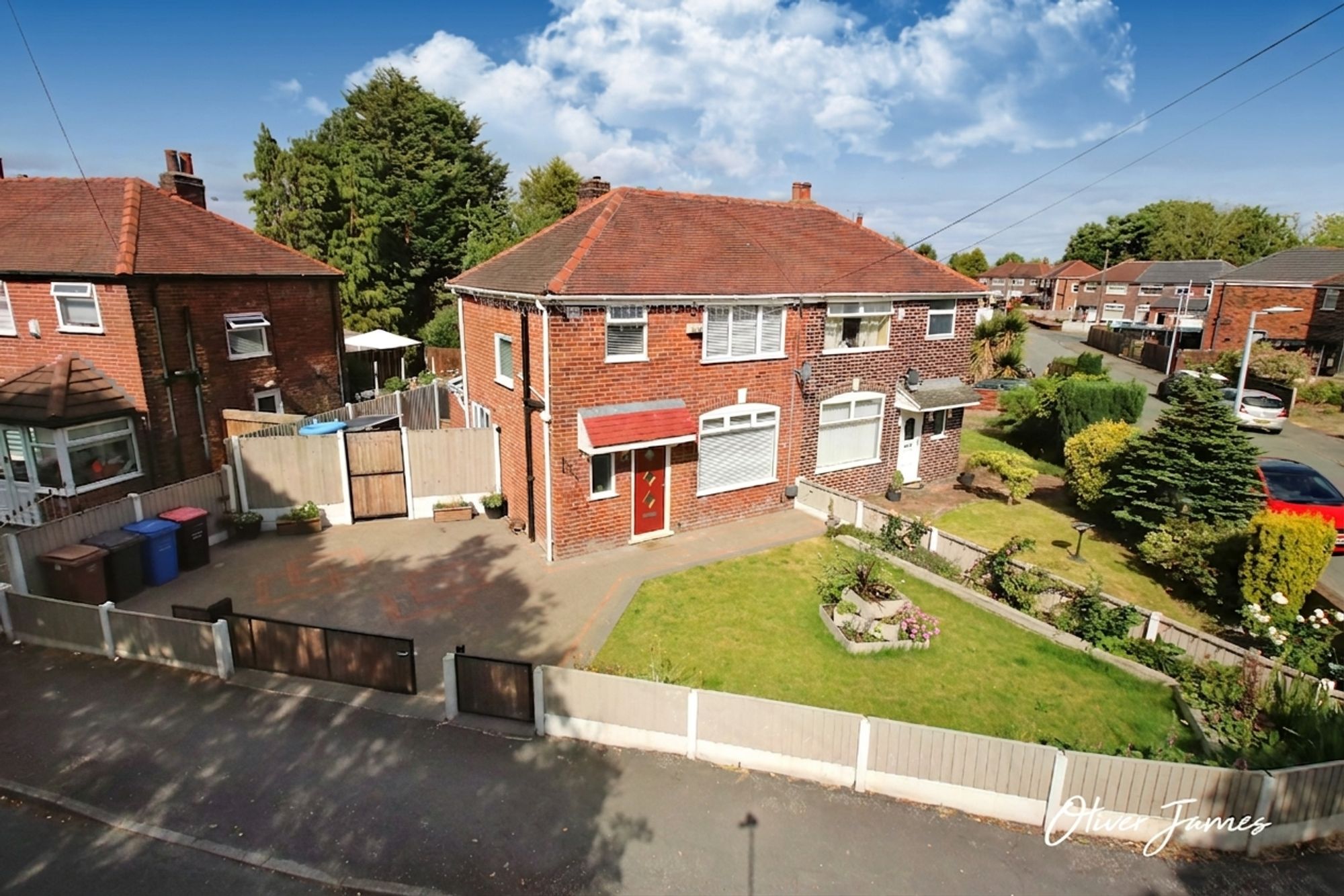 3 bed semi-detached house for sale in Silver Street, Irlam, M44 - Property Image 1