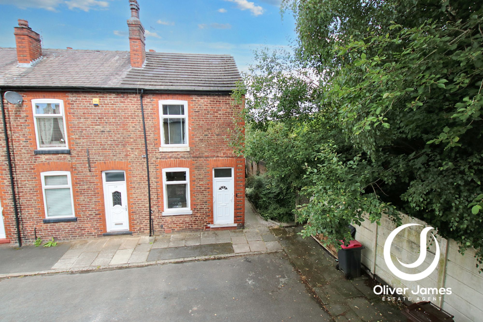 3 bed end of terrace house to rent in Lytherton Avenue, Cadishead, M44 - Property Image 1