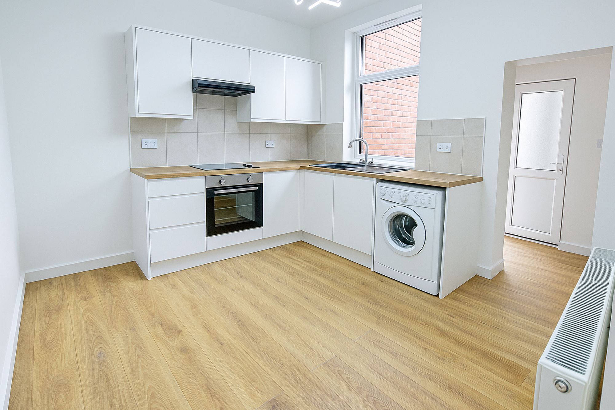 3 bed end of terrace house to rent in Lytherton Avenue, Cadishead, M44  - Property Image 4