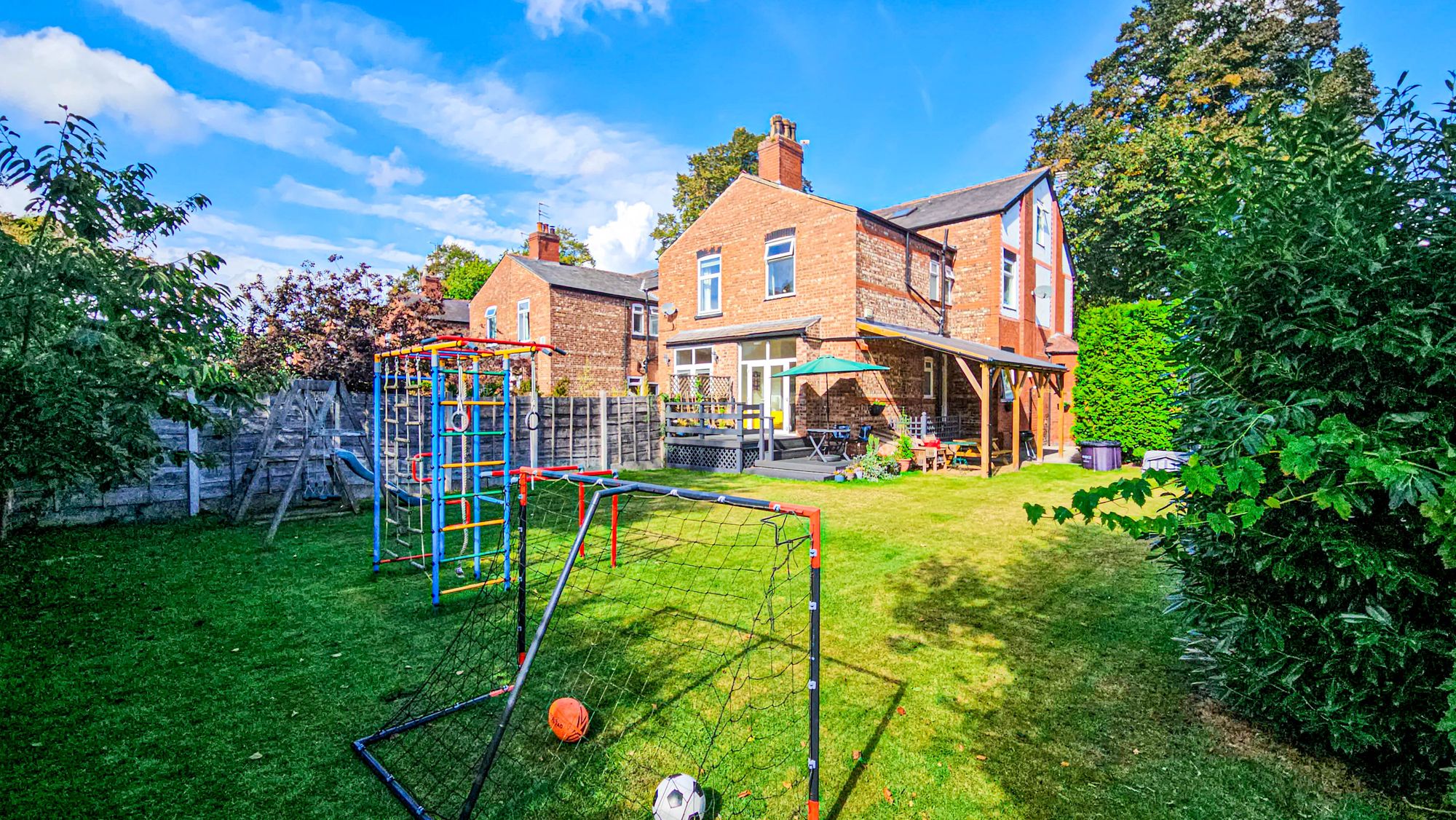 4 bed semi-detached house for sale in Urmston Lane, Stretford, M32 - Property Image 1