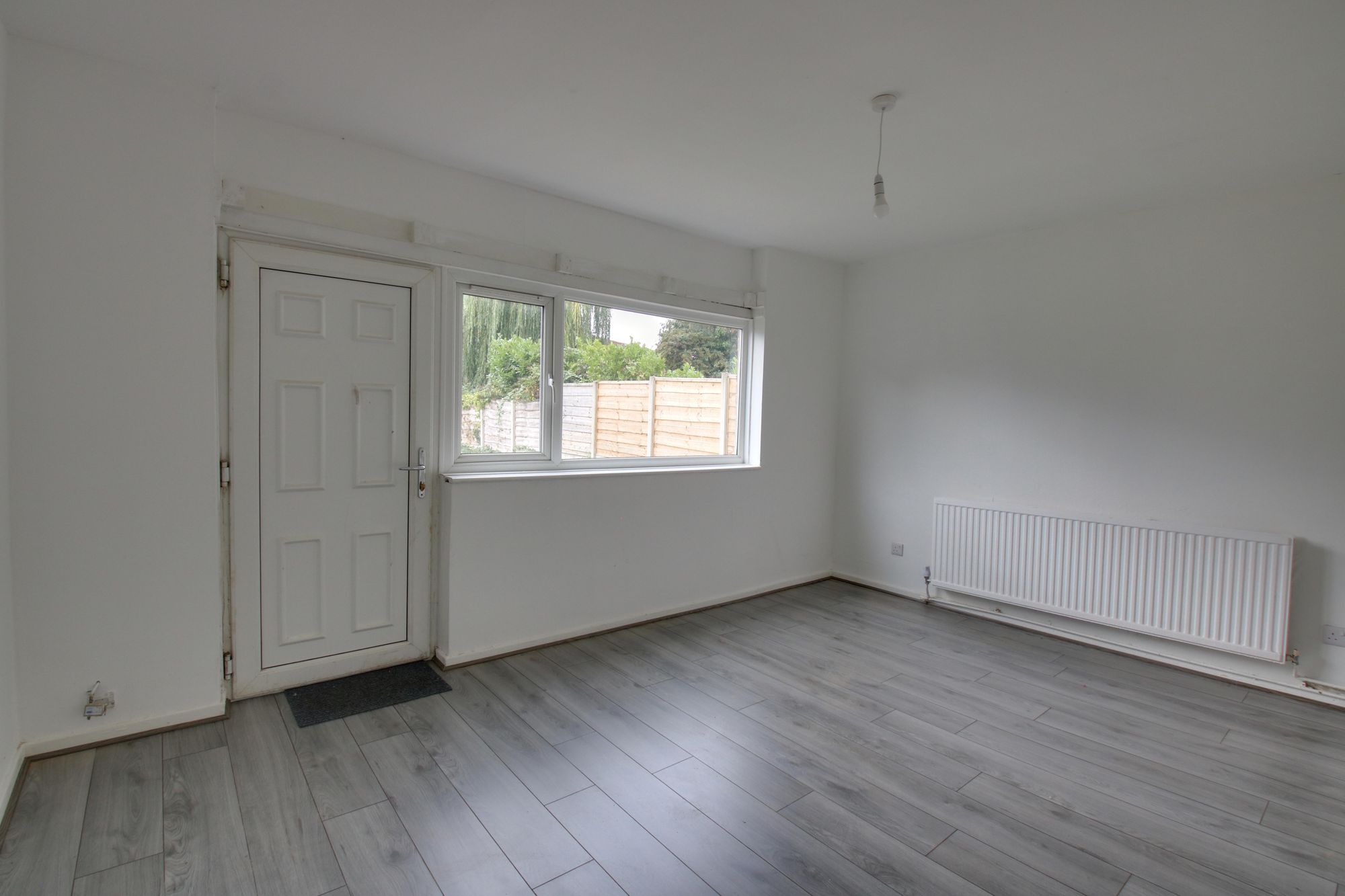 3 bed end of terrace house to rent in Linnet Drive, Irlam, M44  - Property Image 3