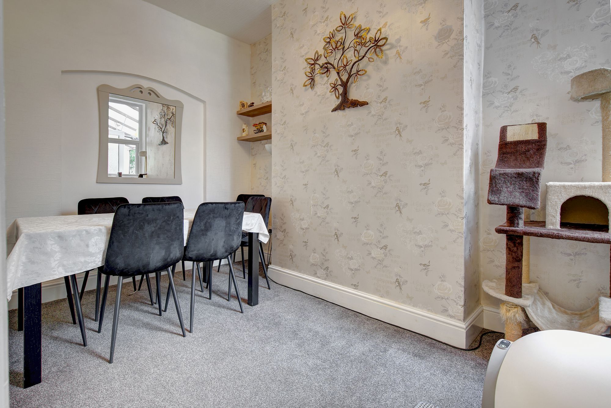 5 bed semi-detached house for sale in Princess Road, Urmston, M41  - Property Image 4