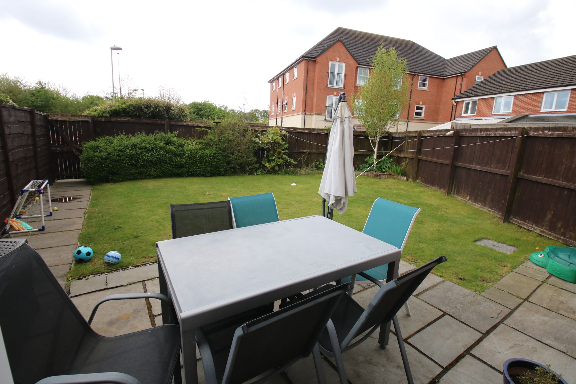 3 bed semi-detached house to rent in Roseway Avenue, Cadishead, M44  - Property Image 12