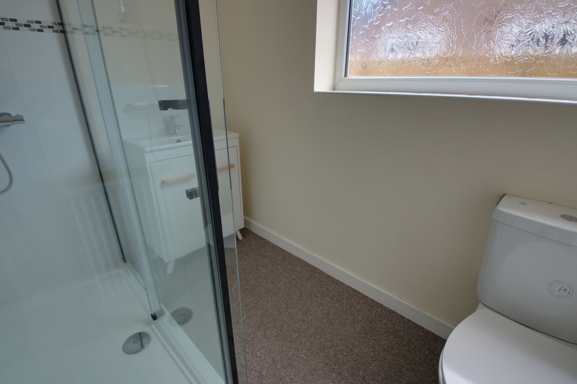 2 bed bungalow for sale in Platts Drive, Irlam, M44  - Property Image 5