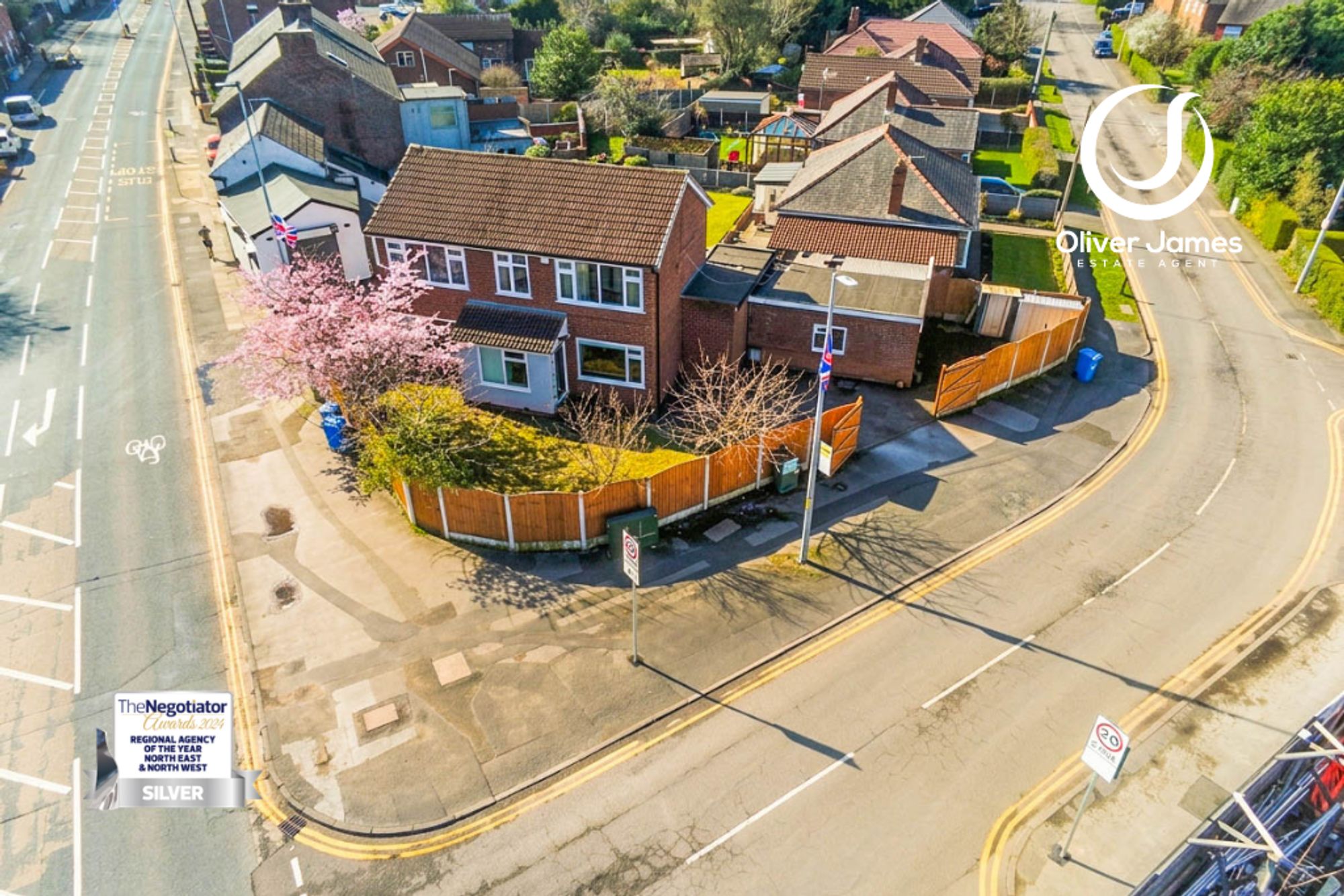 4 bed detached house for sale in Dudley Road, Cadishead, M44  - Property Image 1