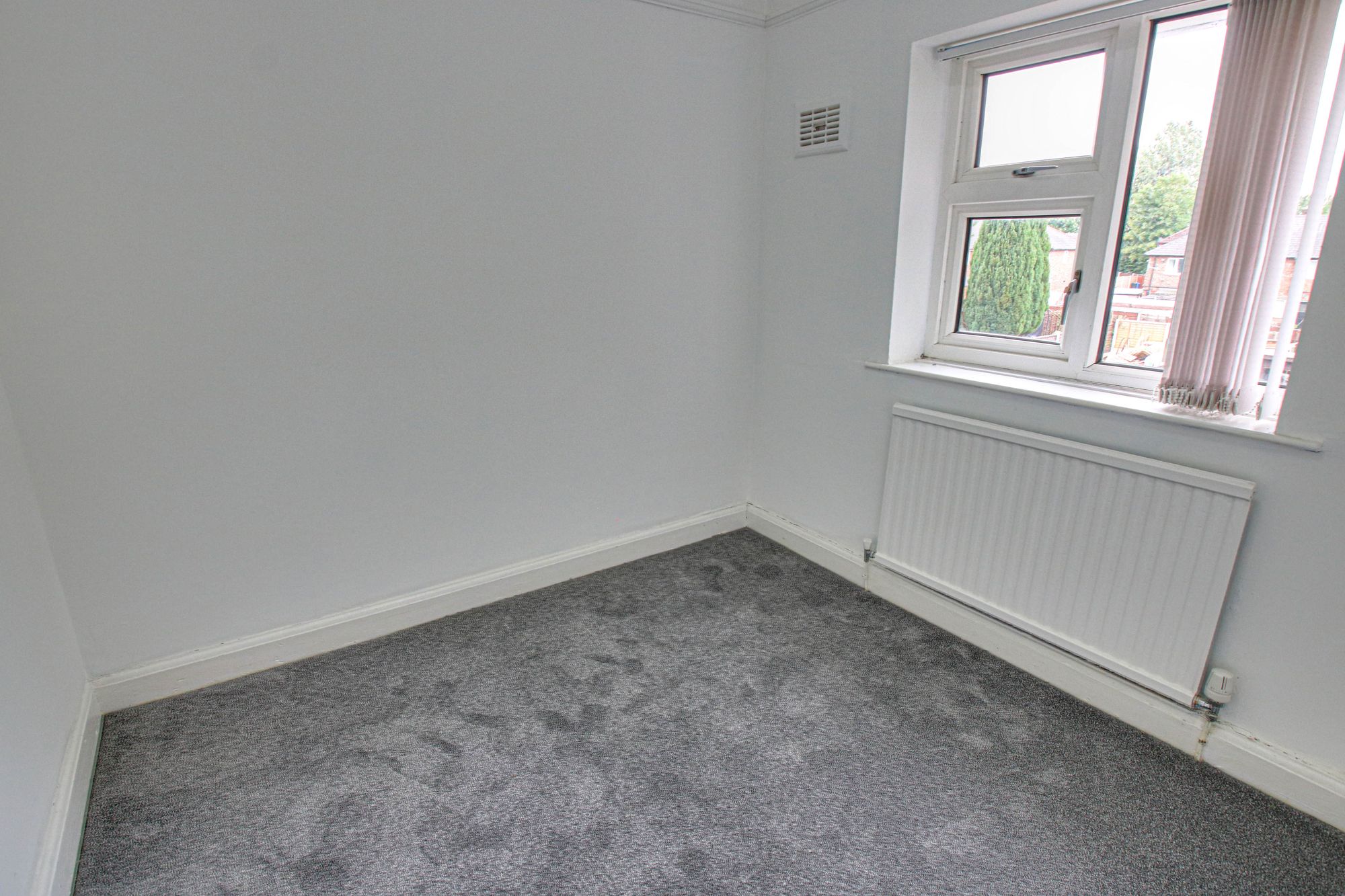 2 bed end of terrace house to rent in Warwick Road, Cadishead, M44  - Property Image 9
