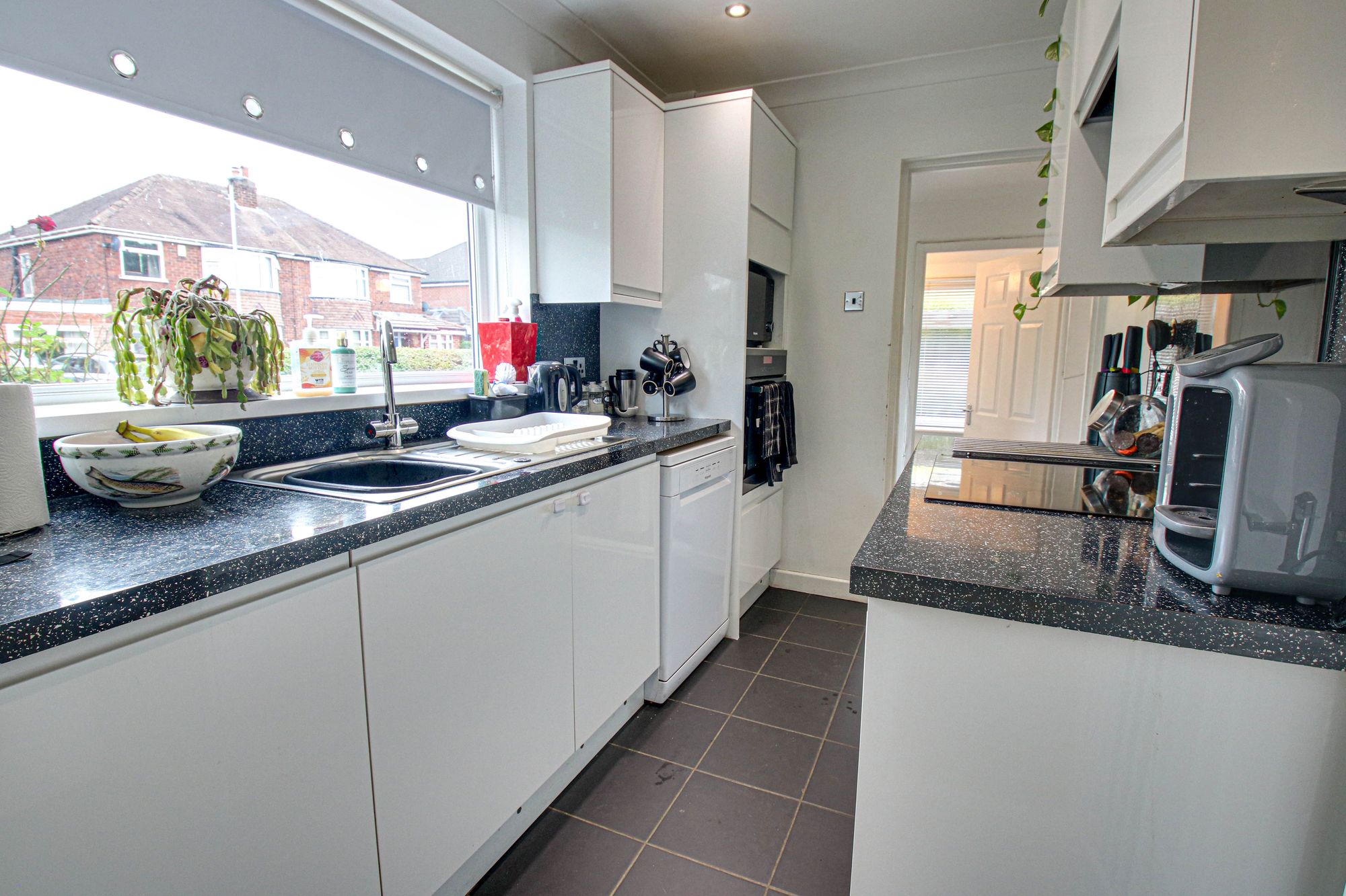 3 bed semi-detached house for sale in Birch Road, Rixton, WA3  - Property Image 8