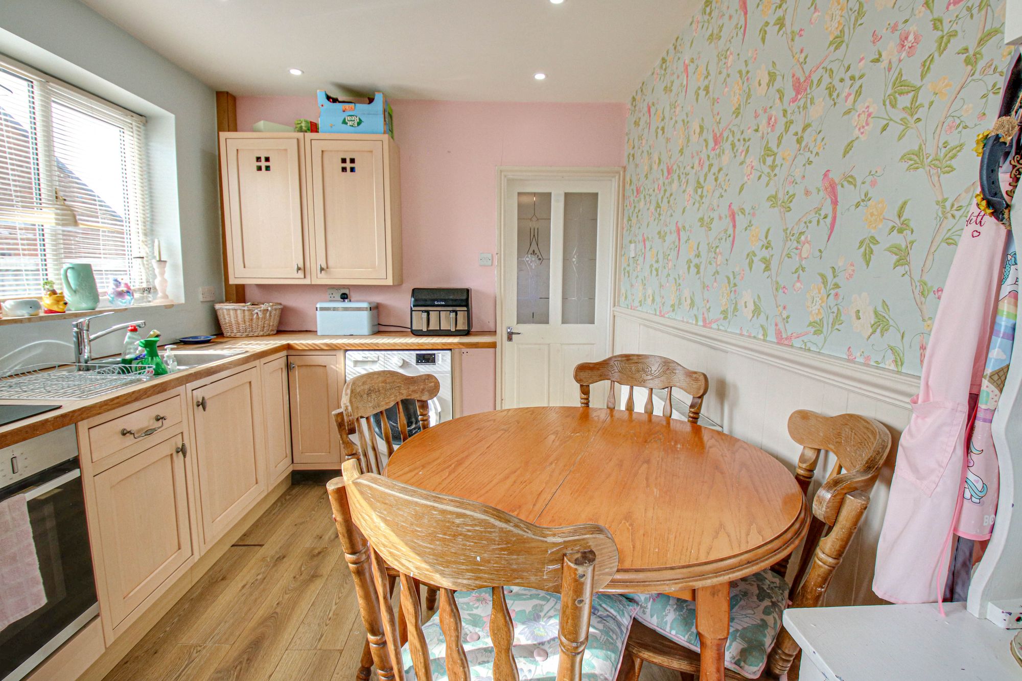 3 bed semi-detached bungalow for sale in Newlands Avenue, Irlam, M44  - Property Image 7