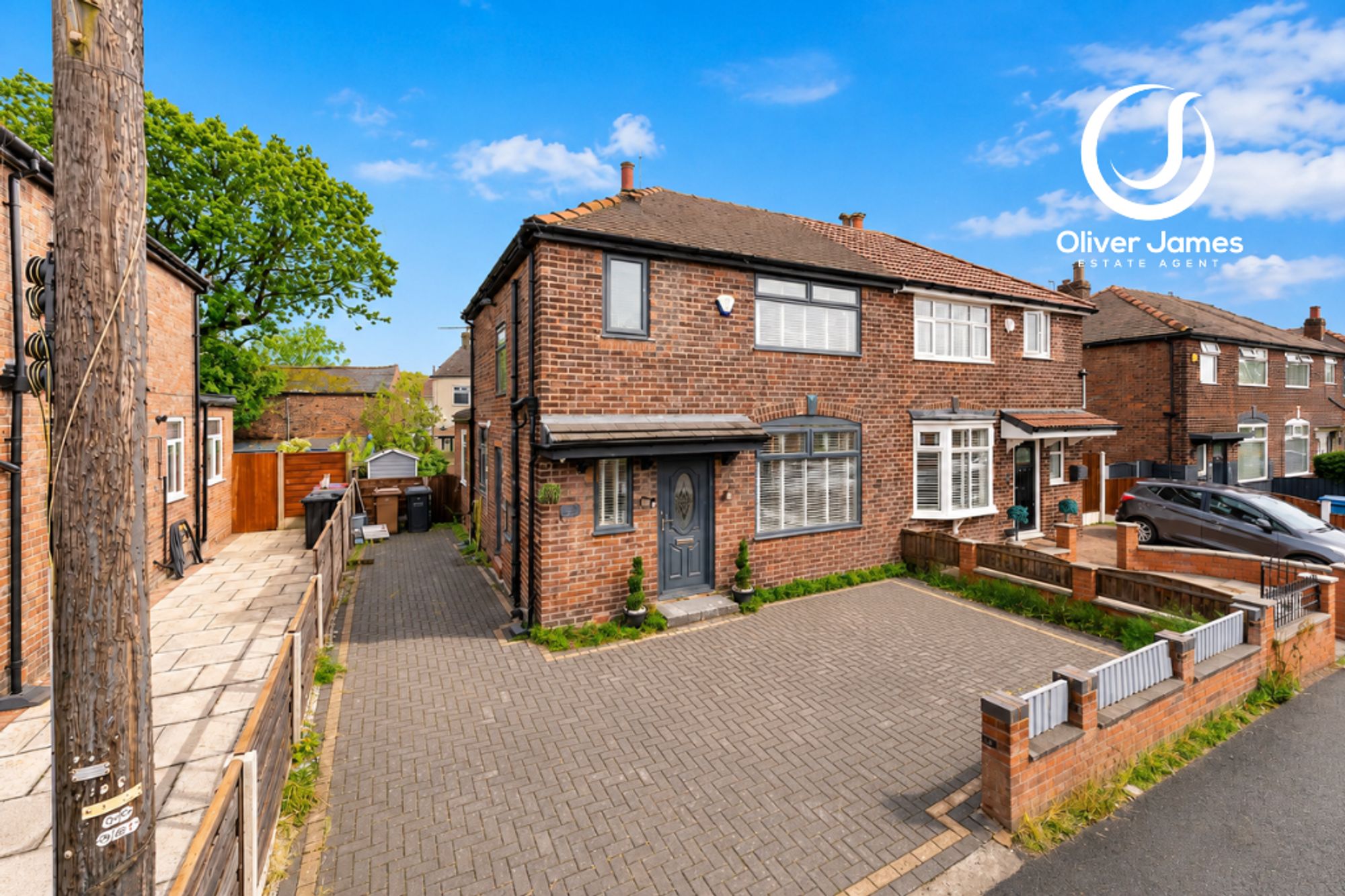 3 bed semi-detached house for sale in Lyndhurst Avenue, Irlam, M44