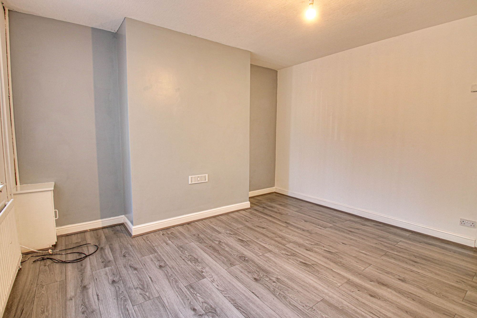 2 bed semi-detached house to rent in Borough Avenue, Swinton, M27 1