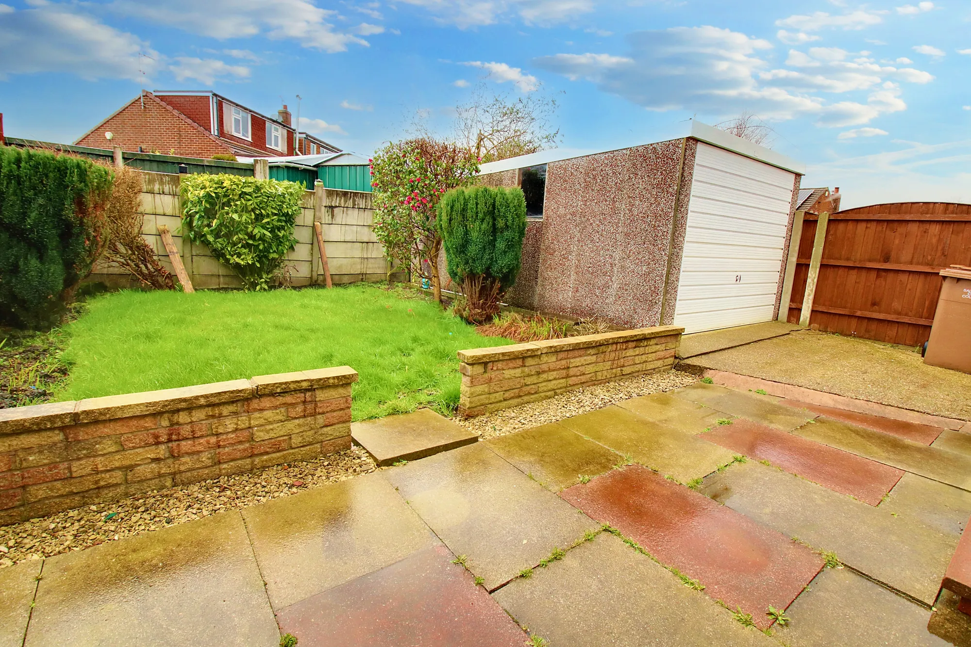 3 bed semi-detached bungalow to rent in School Lane, Irlam, M44  - Property Image 10