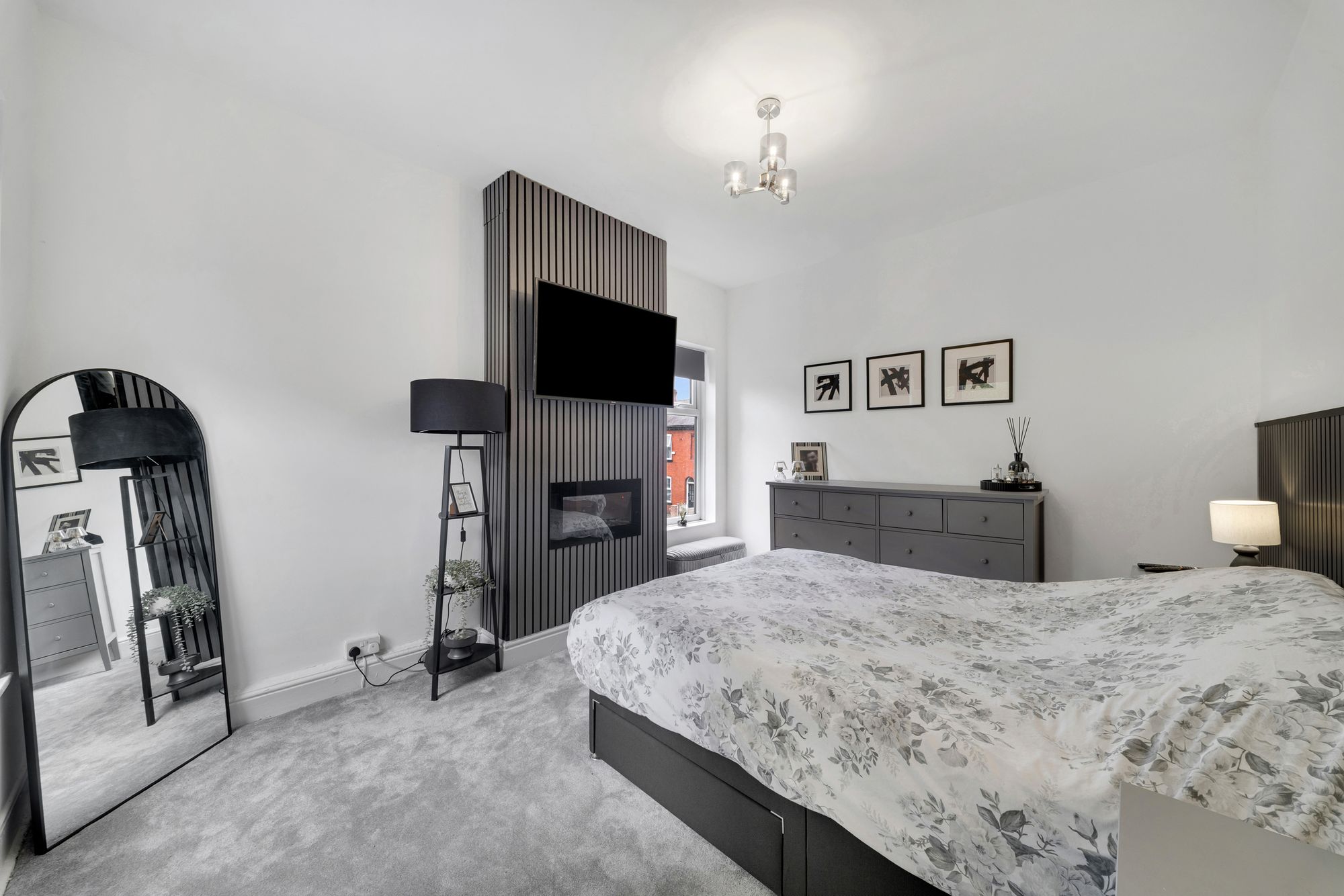 4 bed end of terrace house for sale in Moss Lane, Cadishead, M44 19