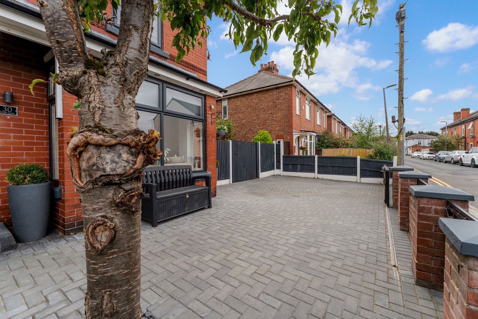 4 bed end of terrace house for sale in Moss Lane, Cadishead, M44 39