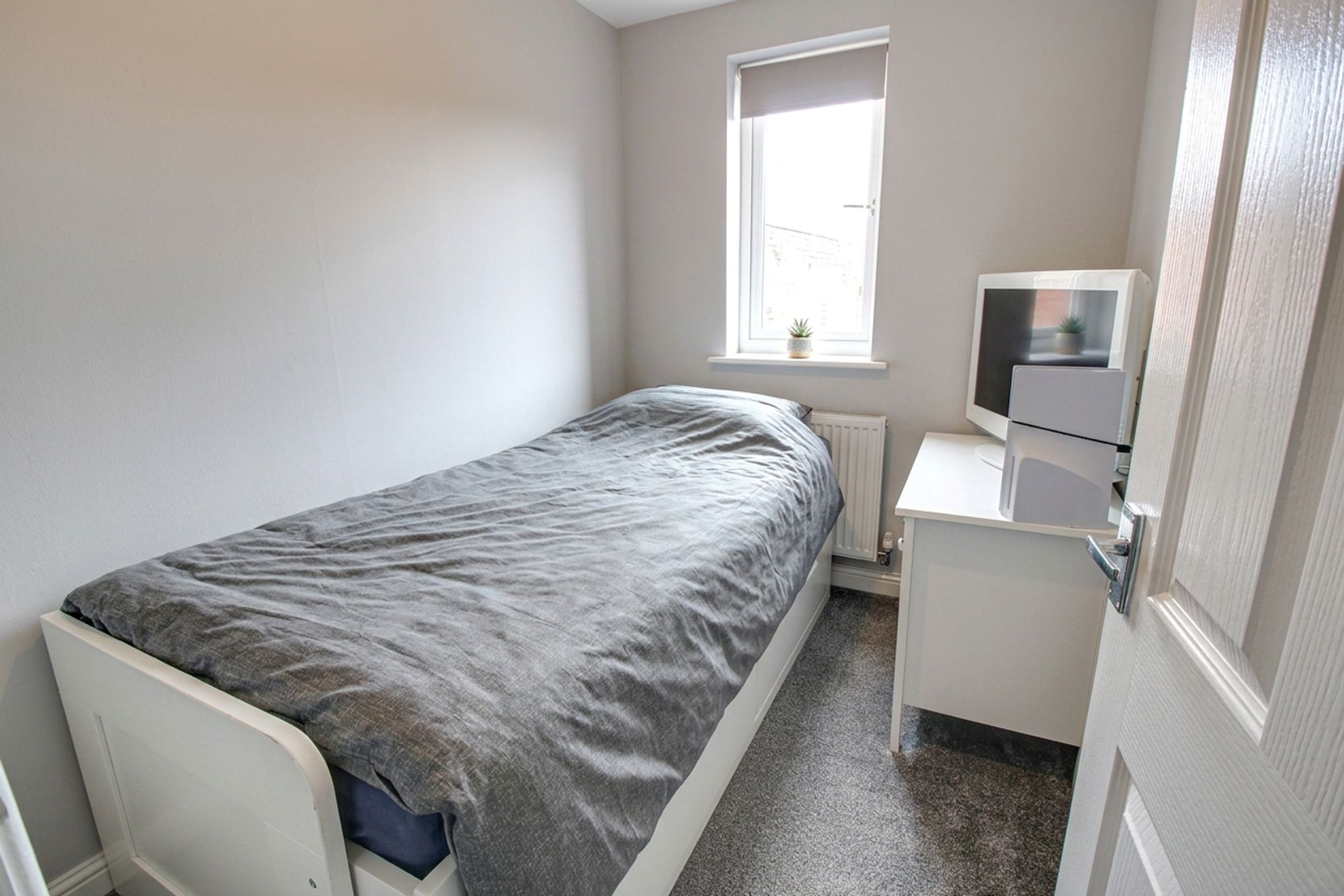 3 bed end of terrace house to rent in Scribe Place, Irlam, M44  - Property Image 9