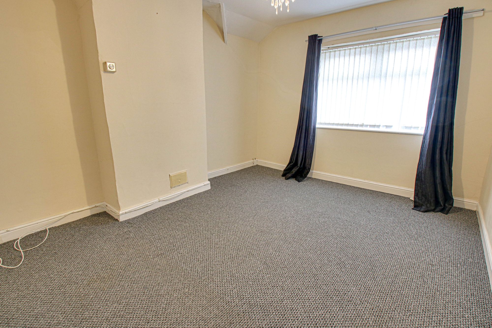 3 bed end of terrace house to rent in Cambrai Crescent, Eccles, M30 4