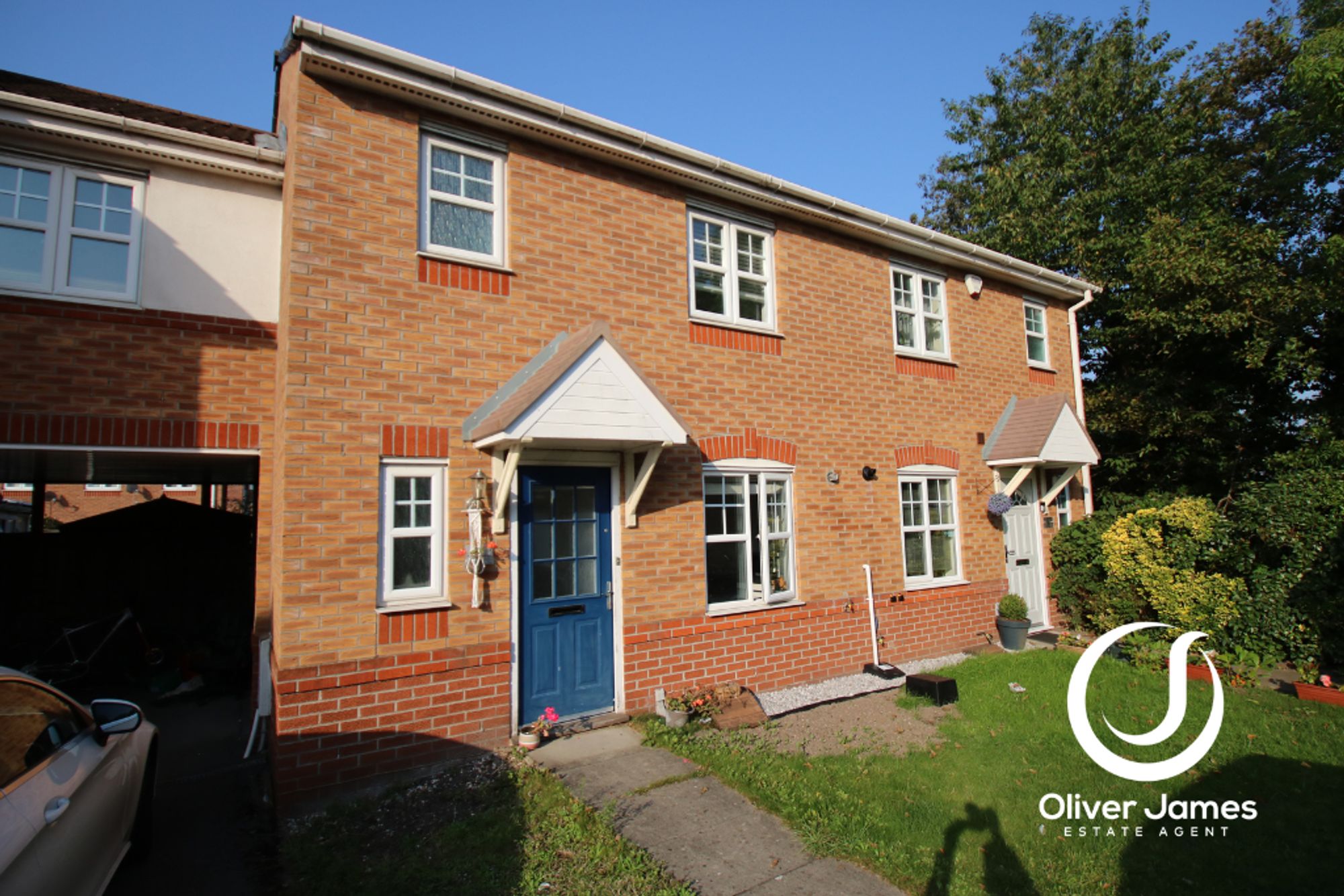 3 bed semi-detached house to rent in Woodseaves Close, Irlam, M44