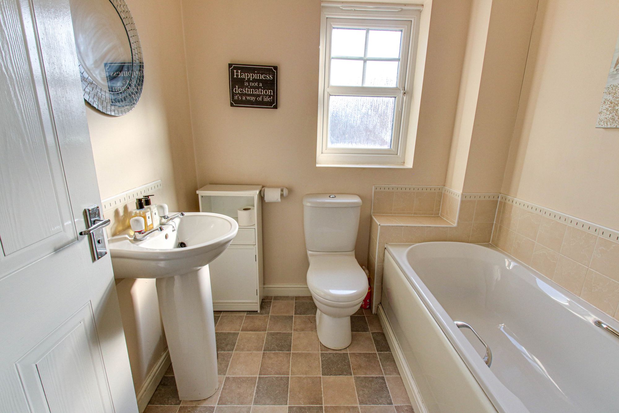 3 bed semi-detached house to rent in Woodseaves Close, Irlam, M44  - Property Image 9