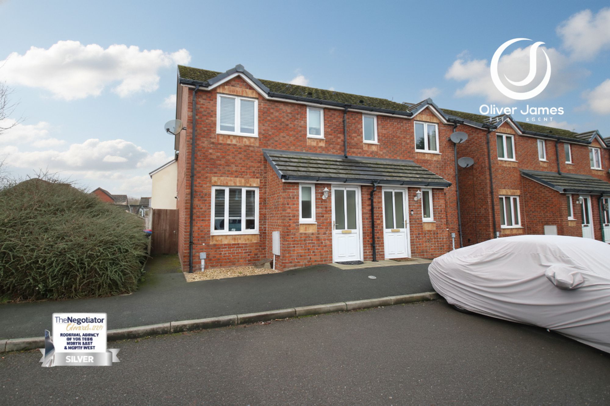 3 bed semi-detached house to rent in Scribe Place, Irlam, M44 - Property Image 1