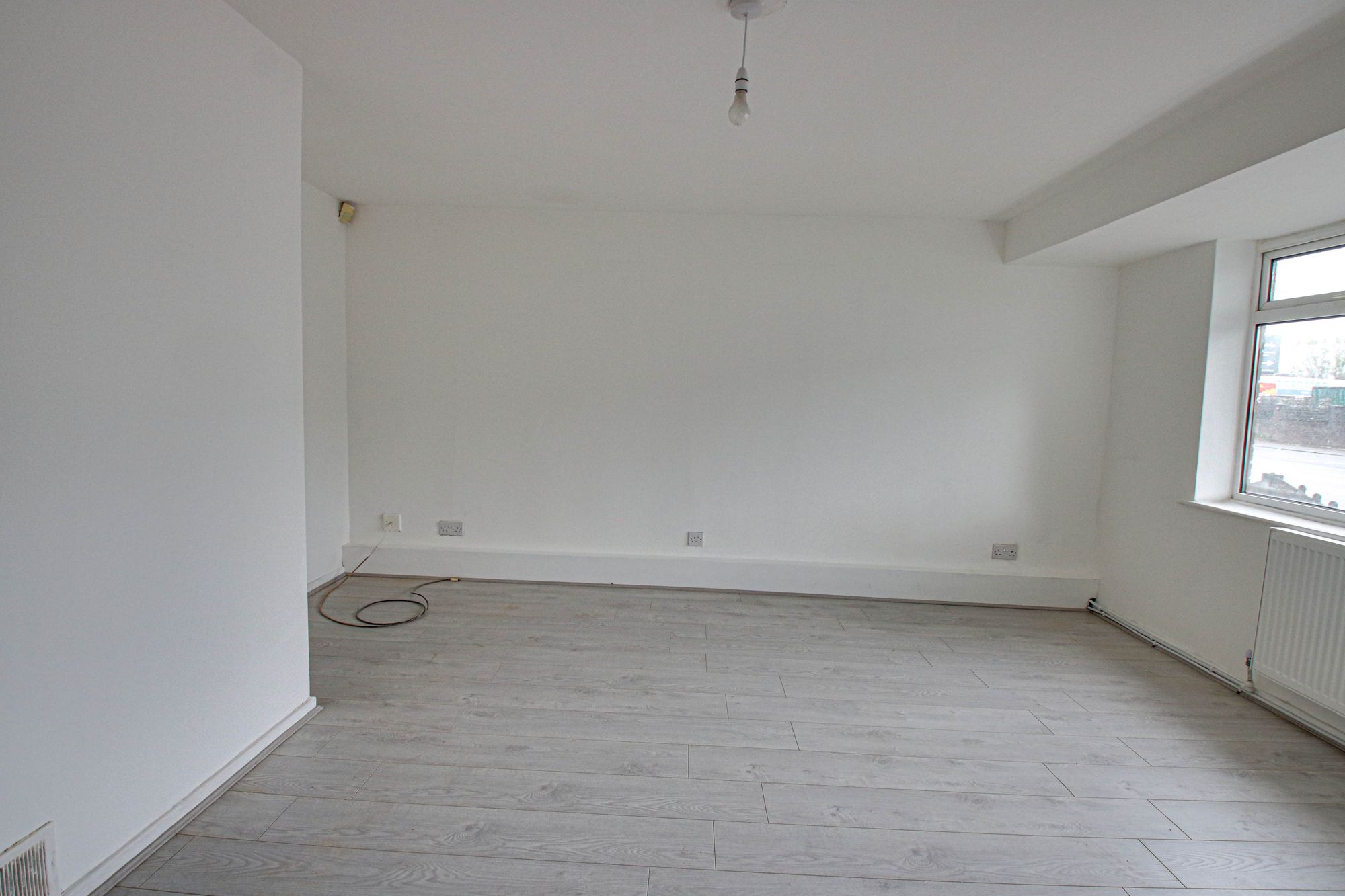 3 bed terraced house to rent in Bolton Road, Swinton, M27 3