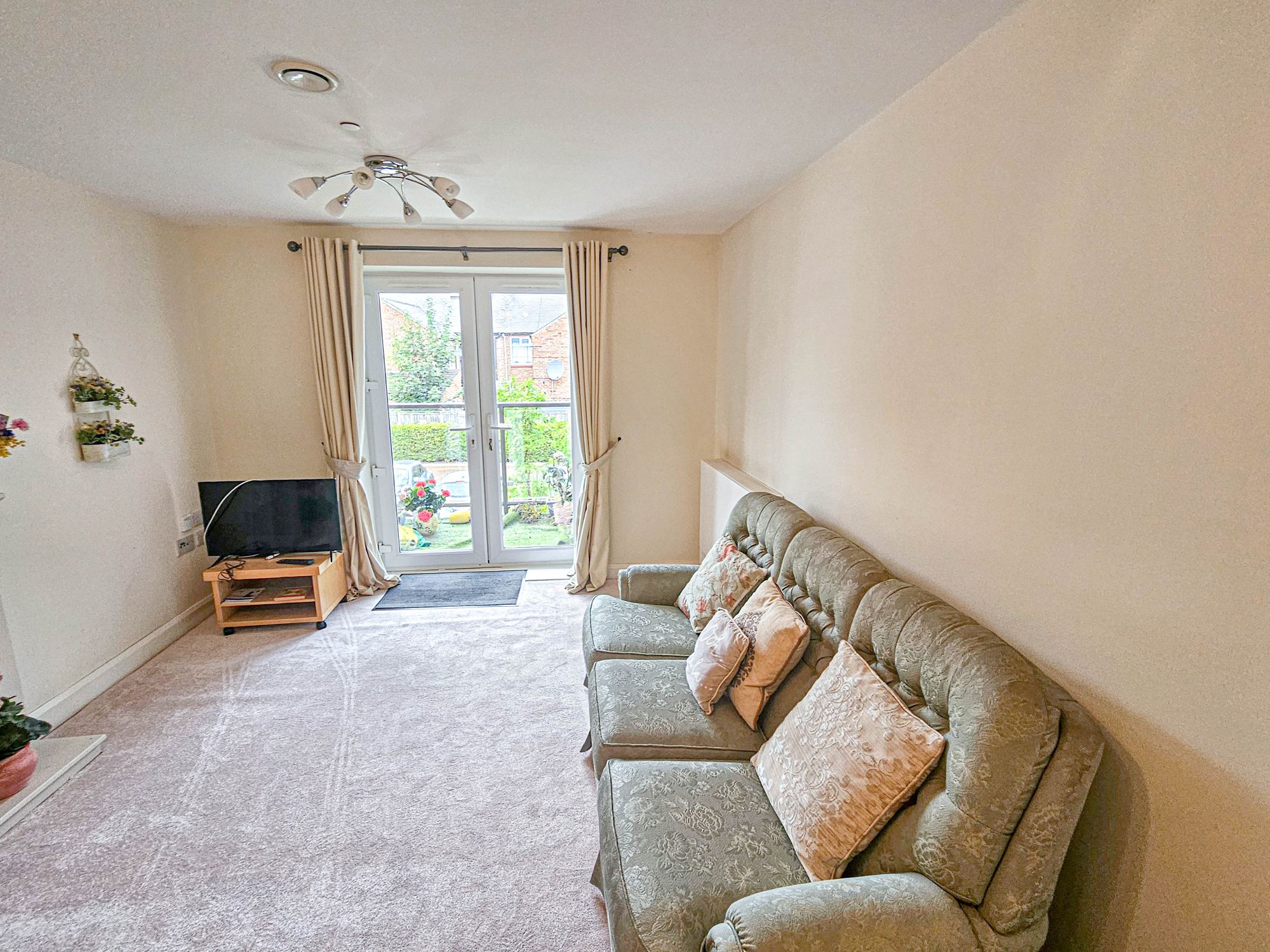 1 bed apartment for sale in Moorside Road, Urmston, M41 2