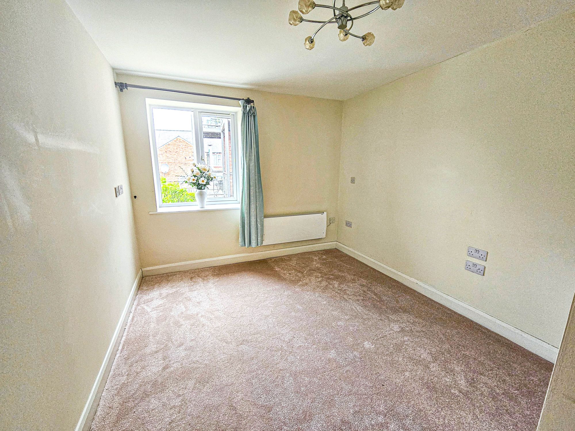 1 bed apartment for sale in Moorside Road, Urmston, M41  - Property Image 5