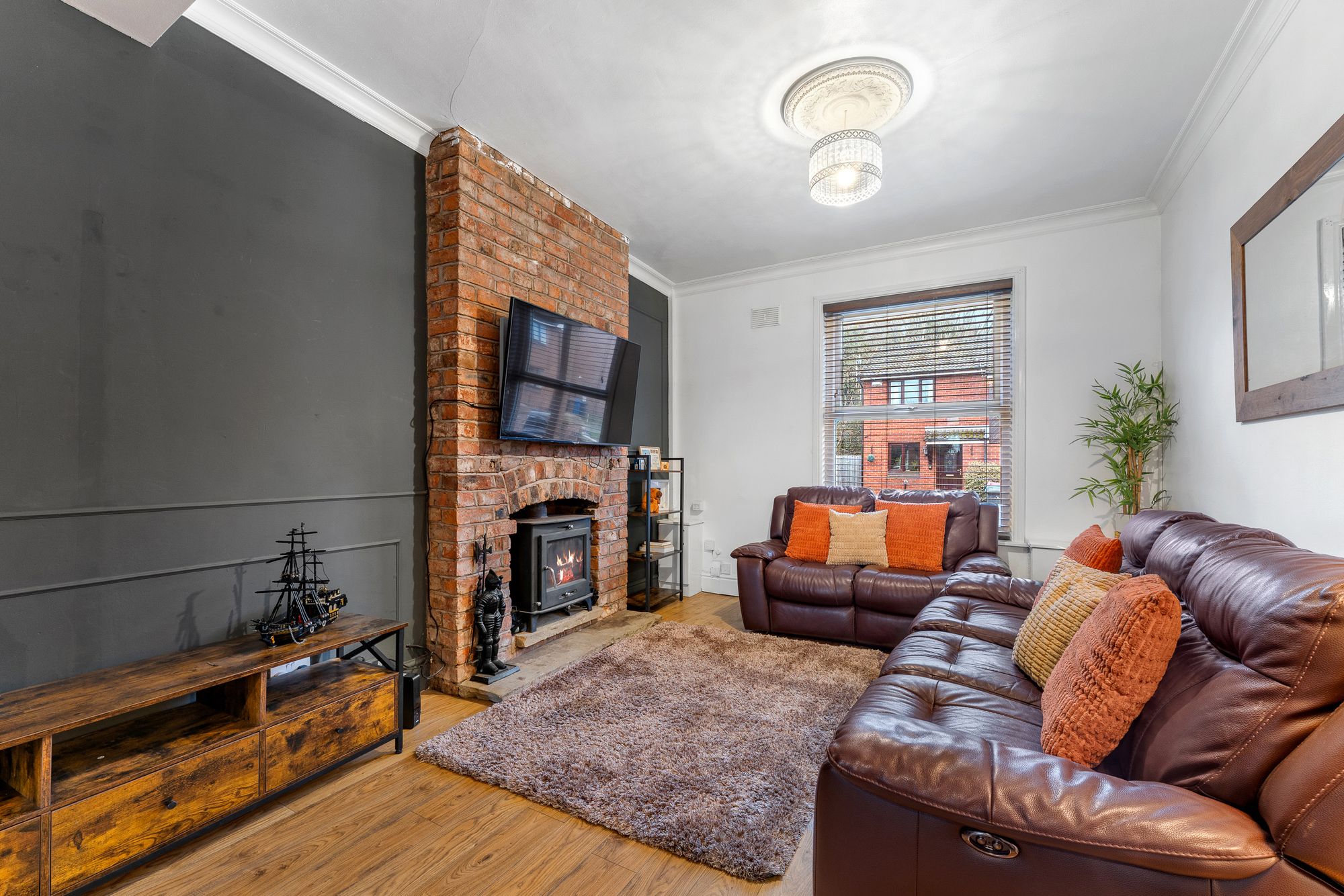 3 bed end of terrace house for sale in Moss Lane, Cadishead, M44  - Property Image 2