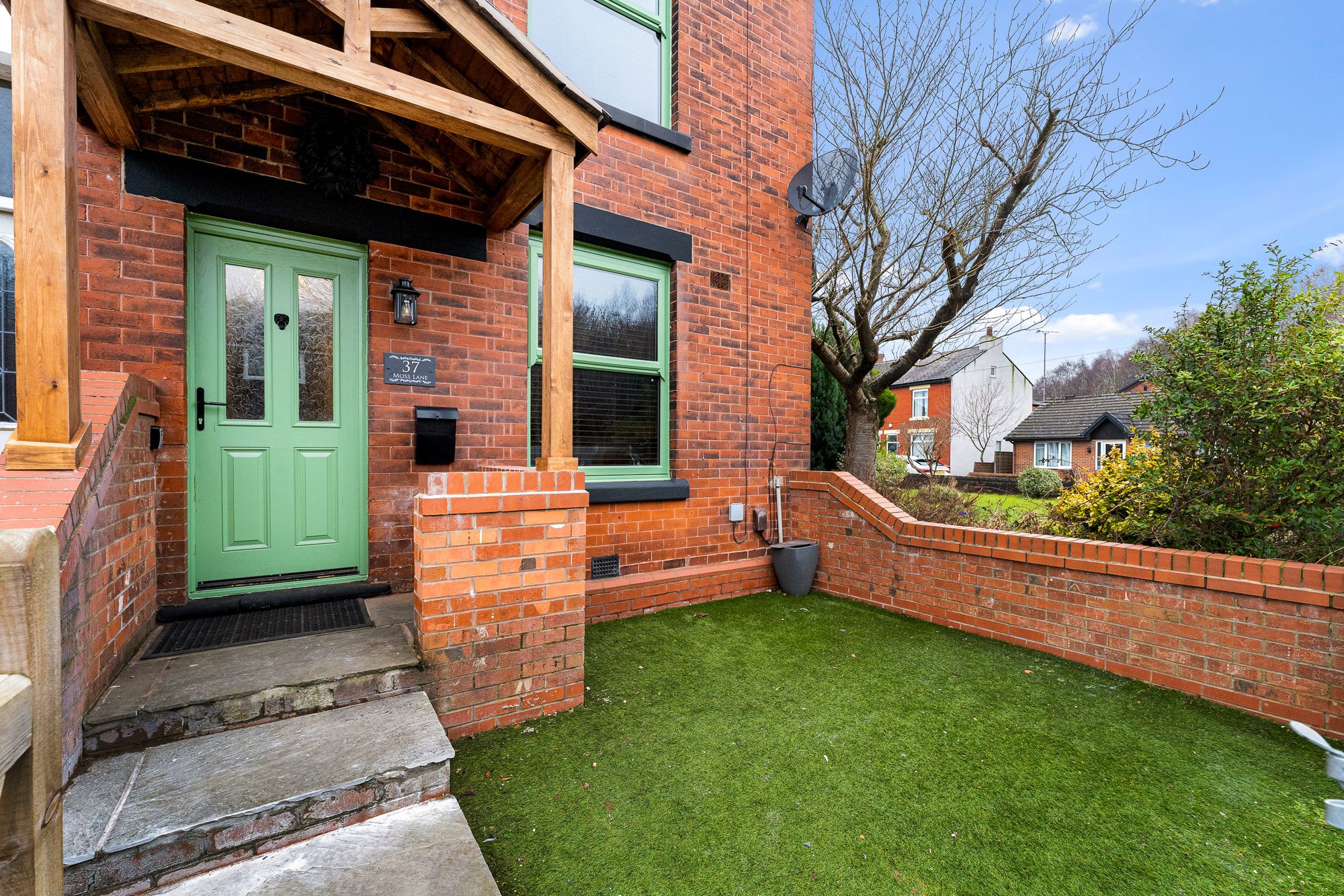 3 bed end of terrace house for sale in Moss Lane, Cadishead, M44 28