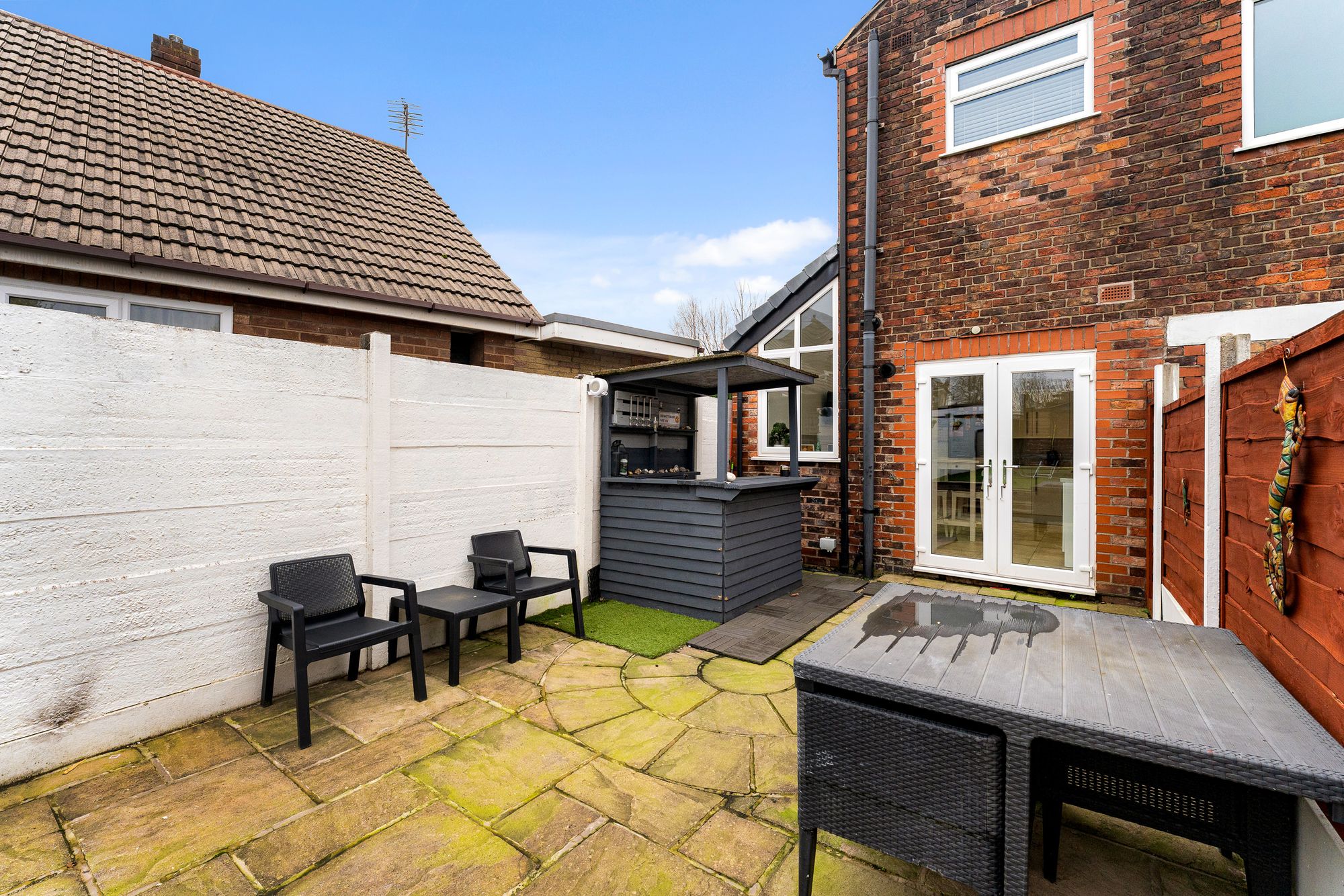 3 bed end of terrace house for sale in Moss Lane, Cadishead, M44 26