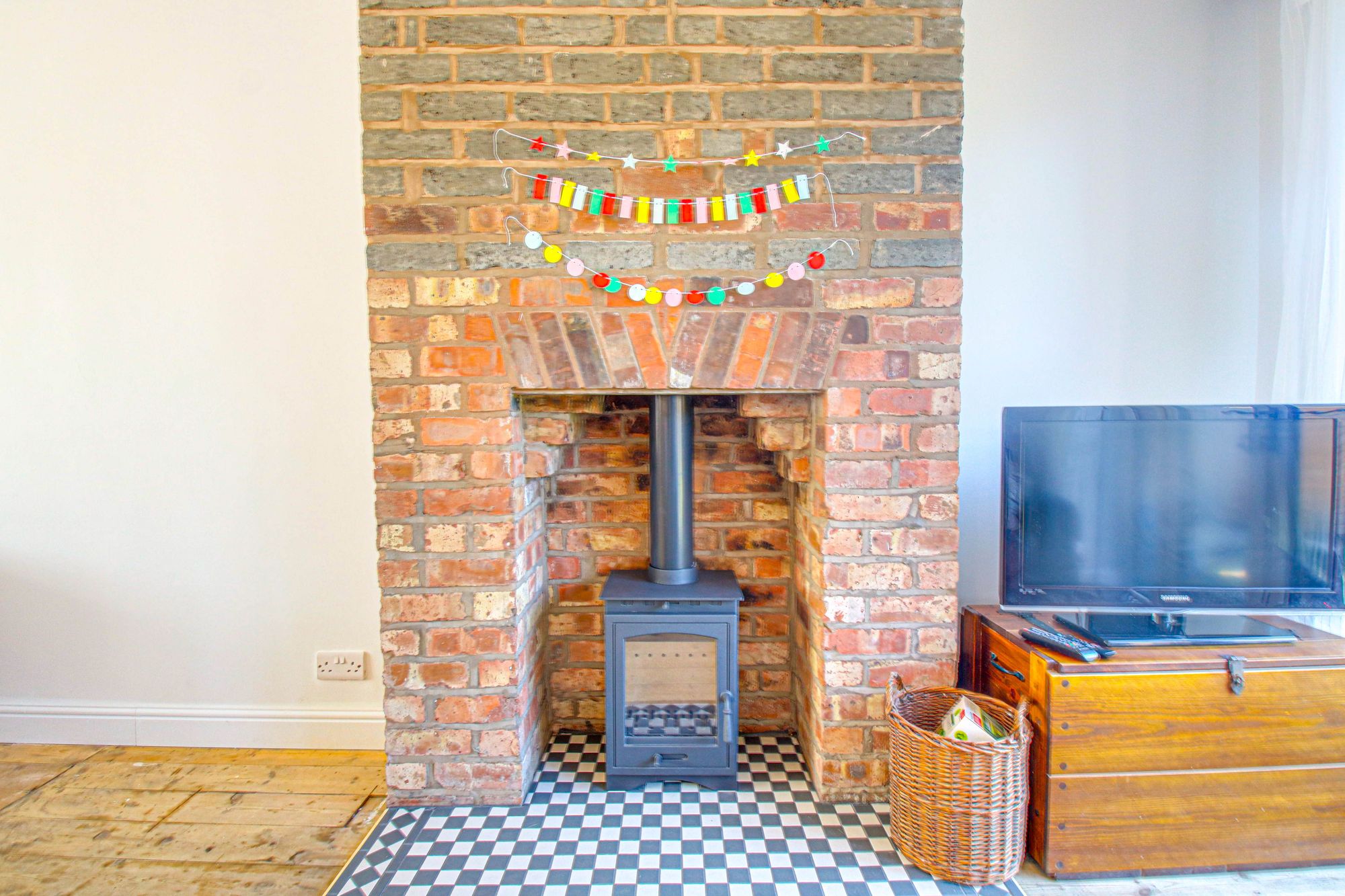 3 bed semi-detached house for sale in Hargate Drive, Irlam, M44  - Property Image 3