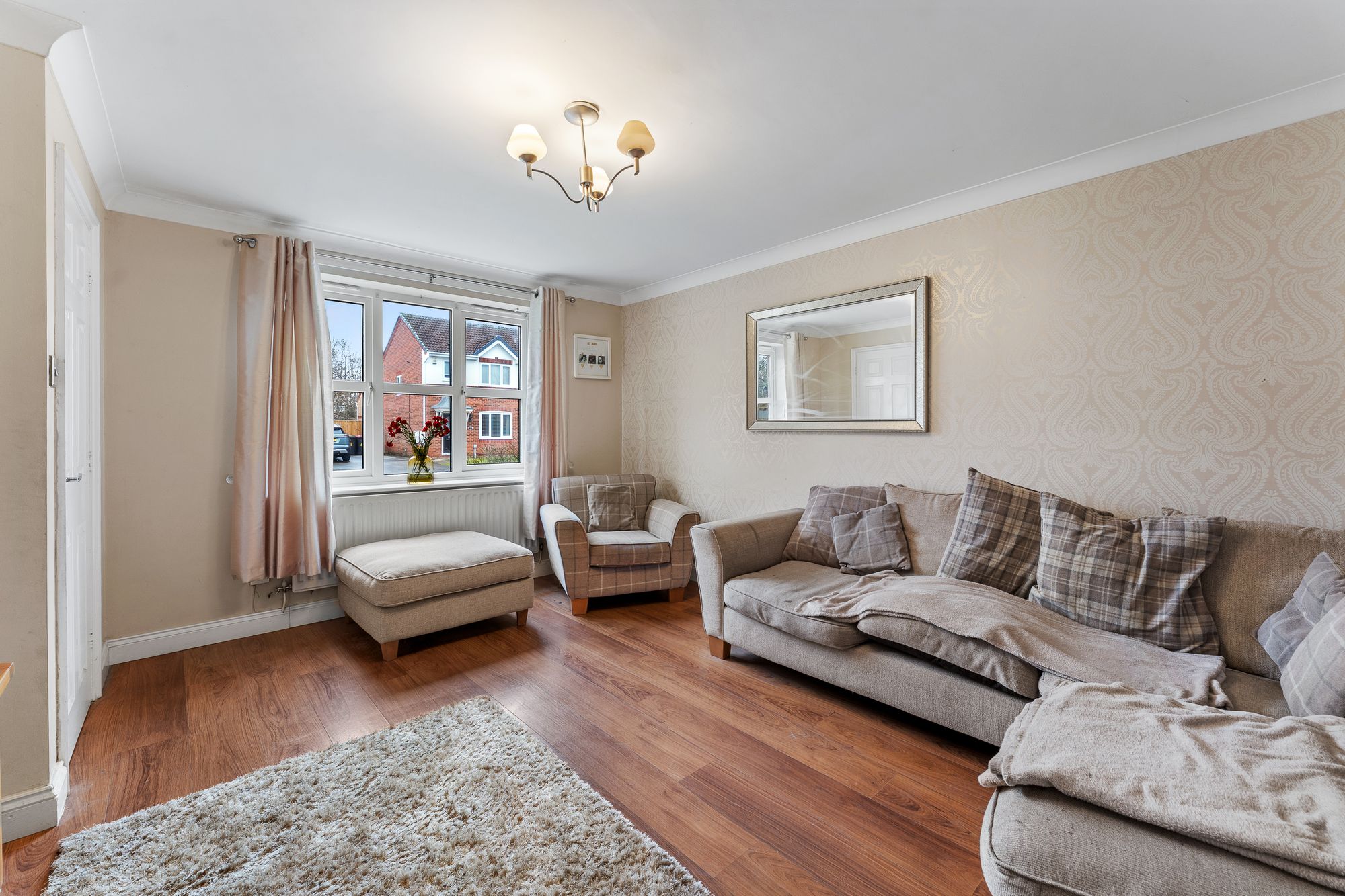 3 bed end of terrace house for sale in Oleo Terrace, Irlam, M44  - Property Image 3