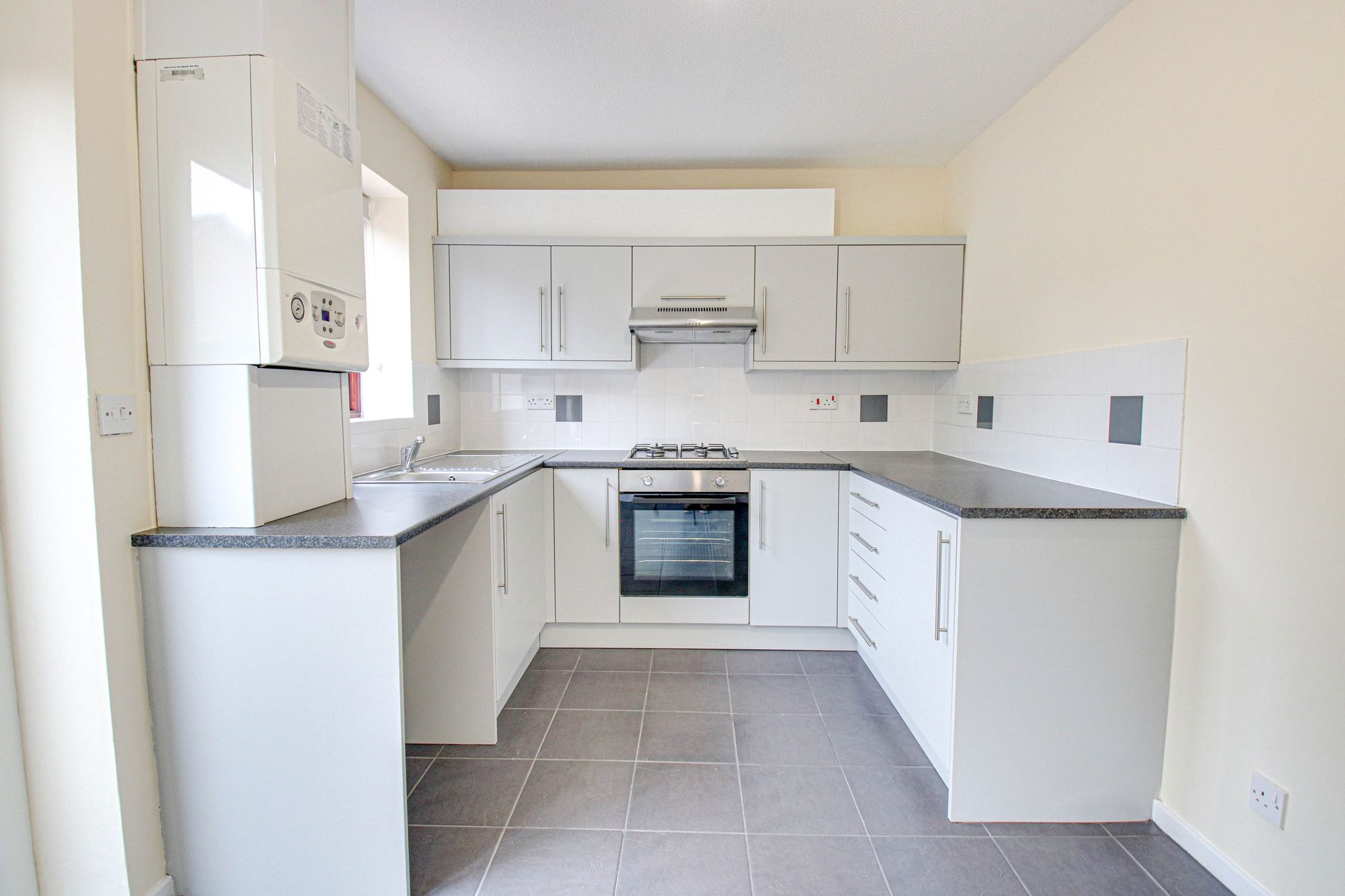 2 bed terraced house to rent in Magenta Avenue, Irlam, M44 3