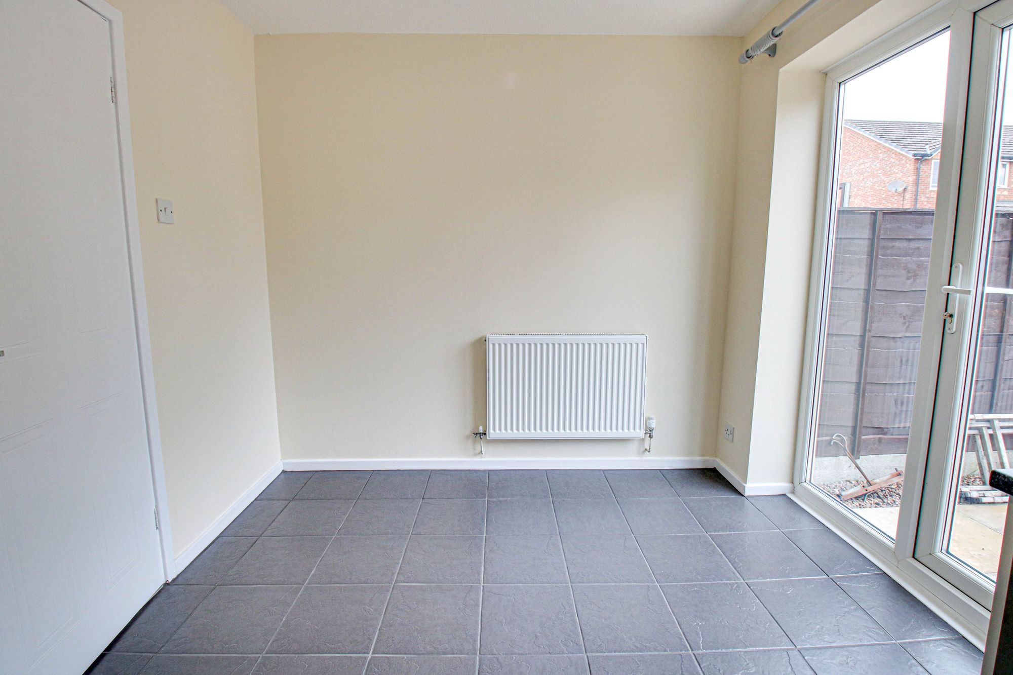 2 bed terraced house to rent in Magenta Avenue, Irlam, M44 4