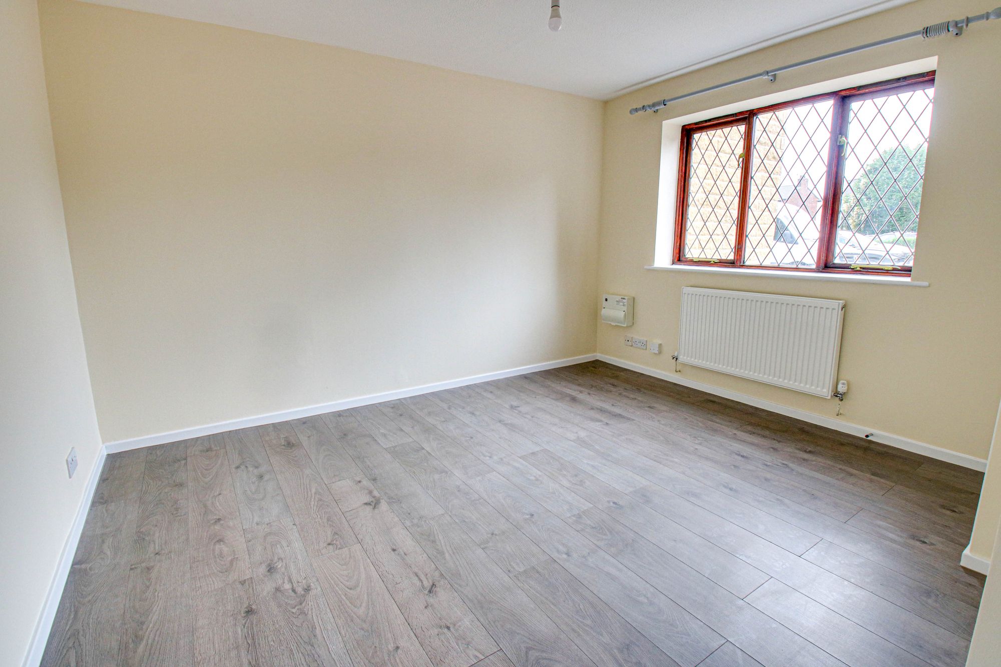 2 bed terraced house to rent in Magenta Avenue, Irlam, M44  - Property Image 2