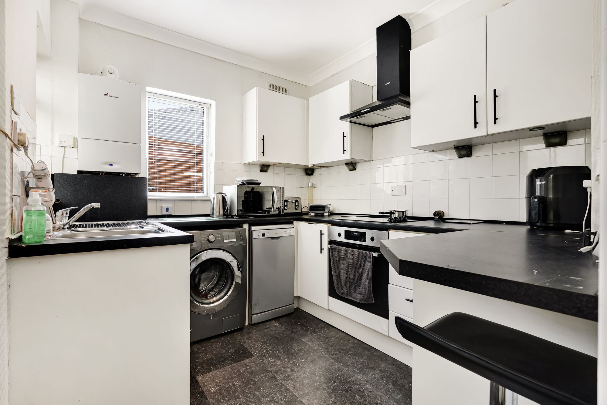 2 bed end of terrace house for sale in Liverpool Road, Cadishead, M44  - Property Image 6