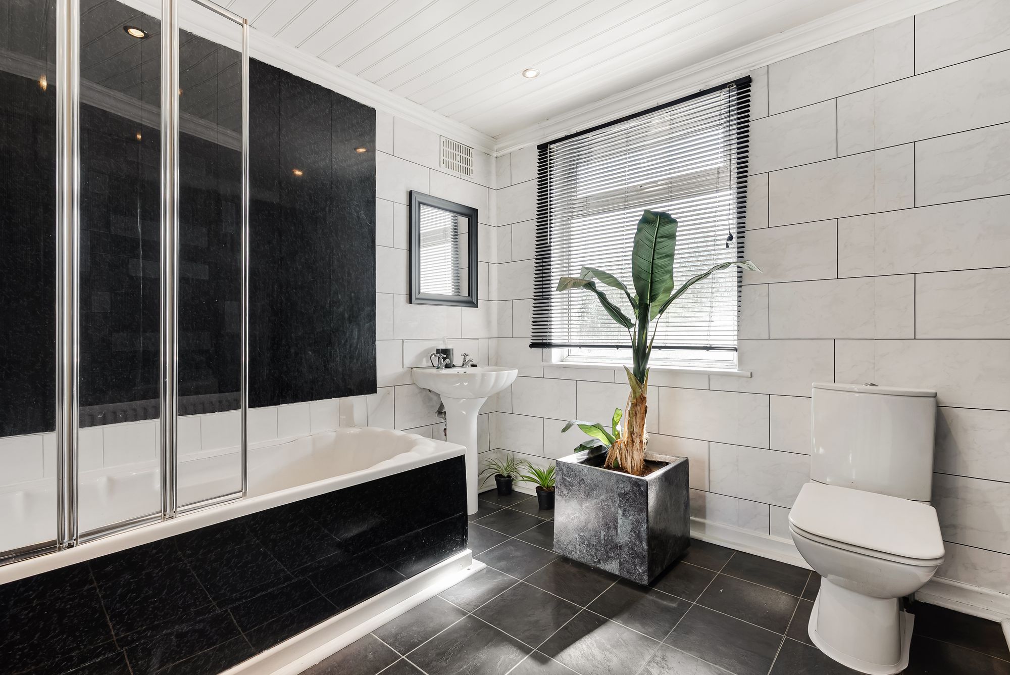 2 bed end of terrace house for sale in Liverpool Road, Cadishead, M44 19